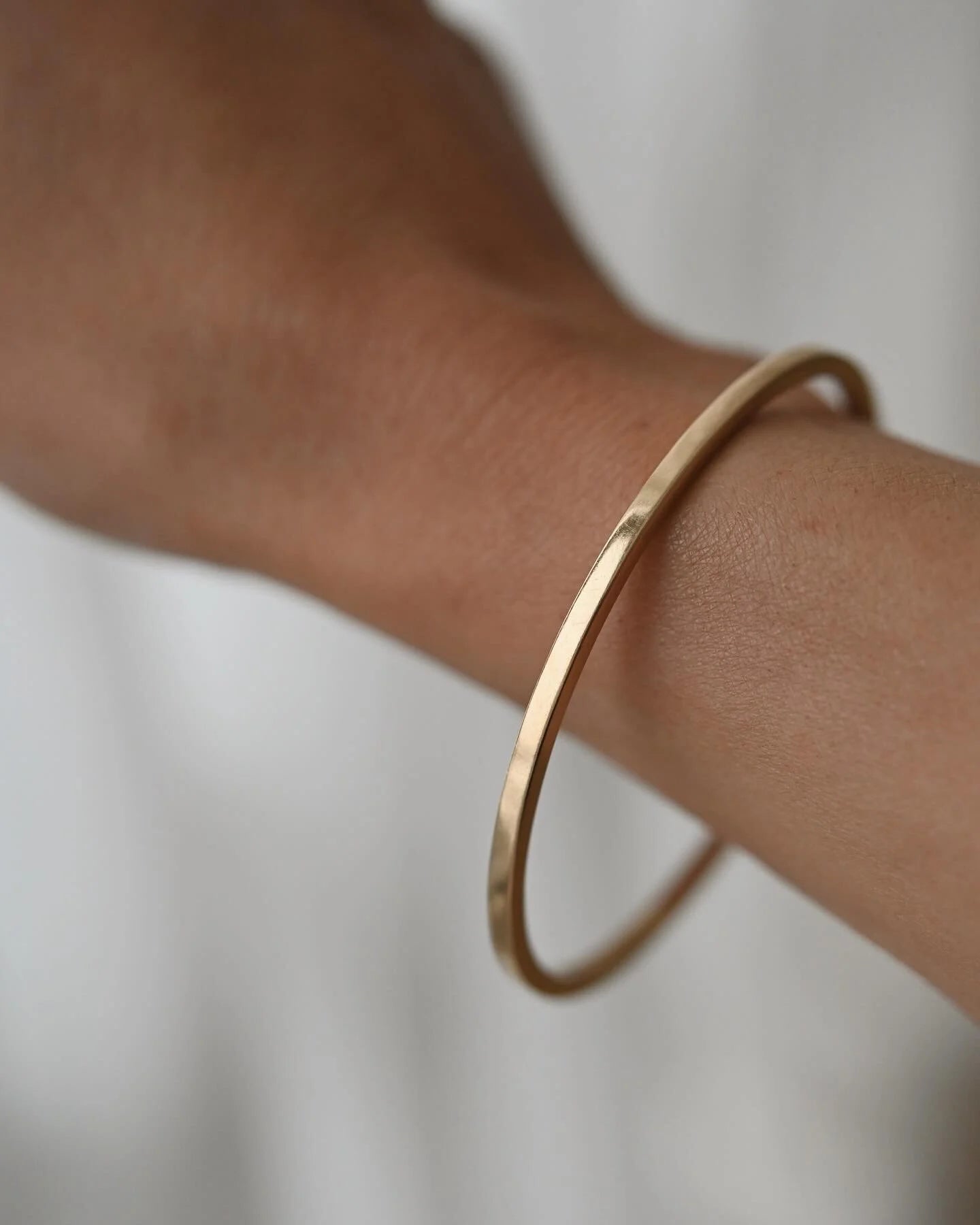 Super Heavy 27 Grams Vintage Bangle 18K Gold 1966