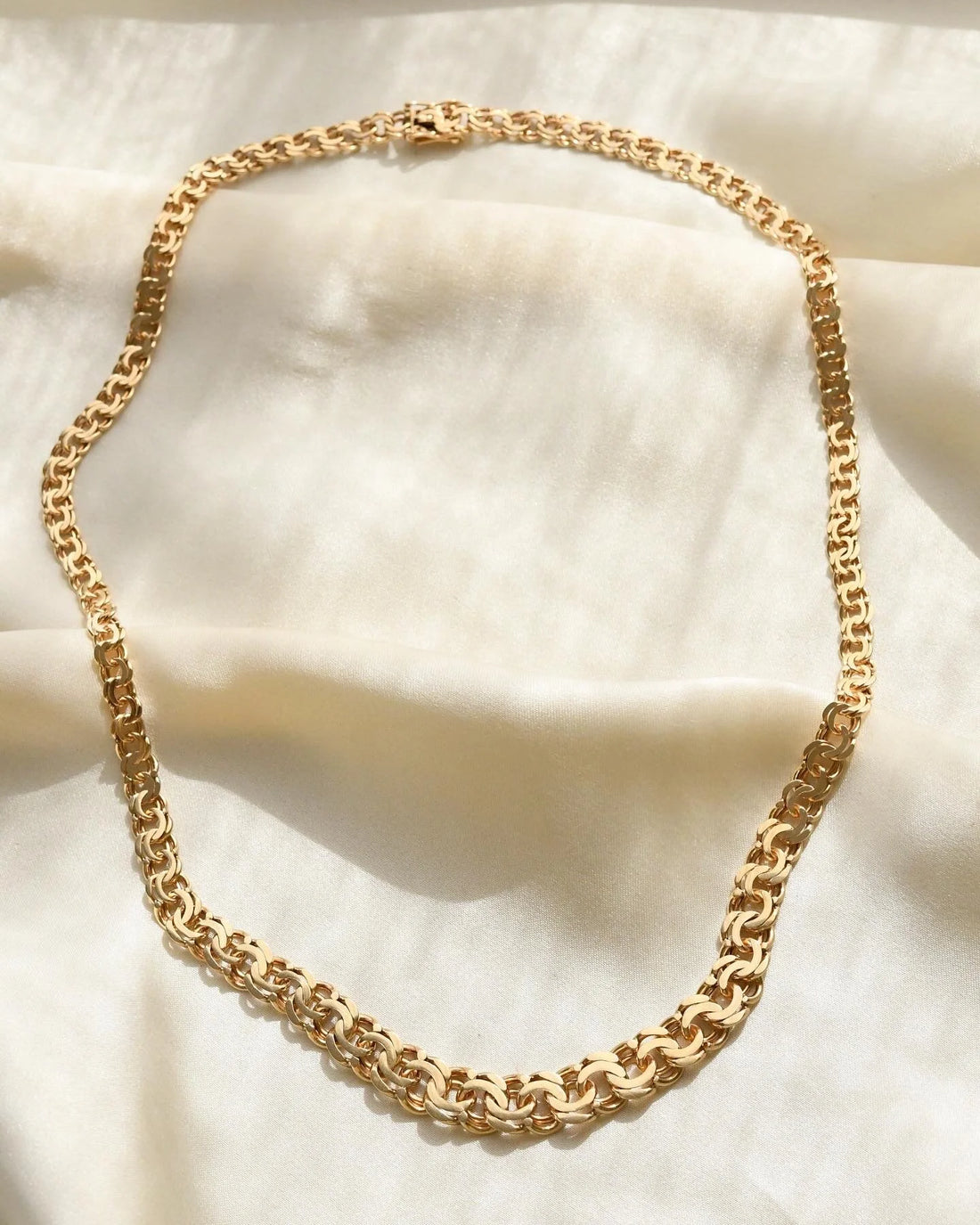 Sublime Bismarck Link Chain 14K Gold 1960s