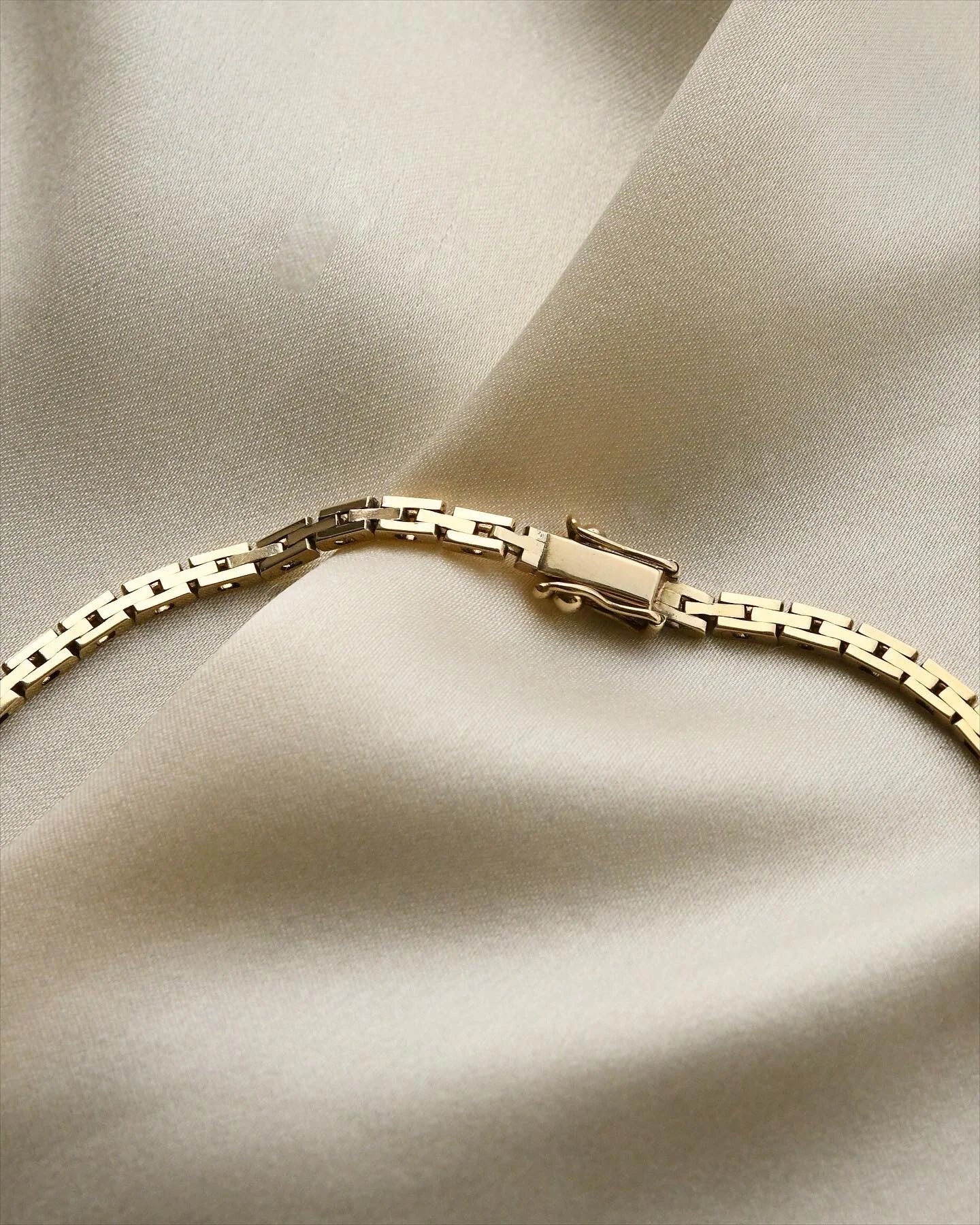 Rare Width Brick Link Chain 14K Gold 1960s