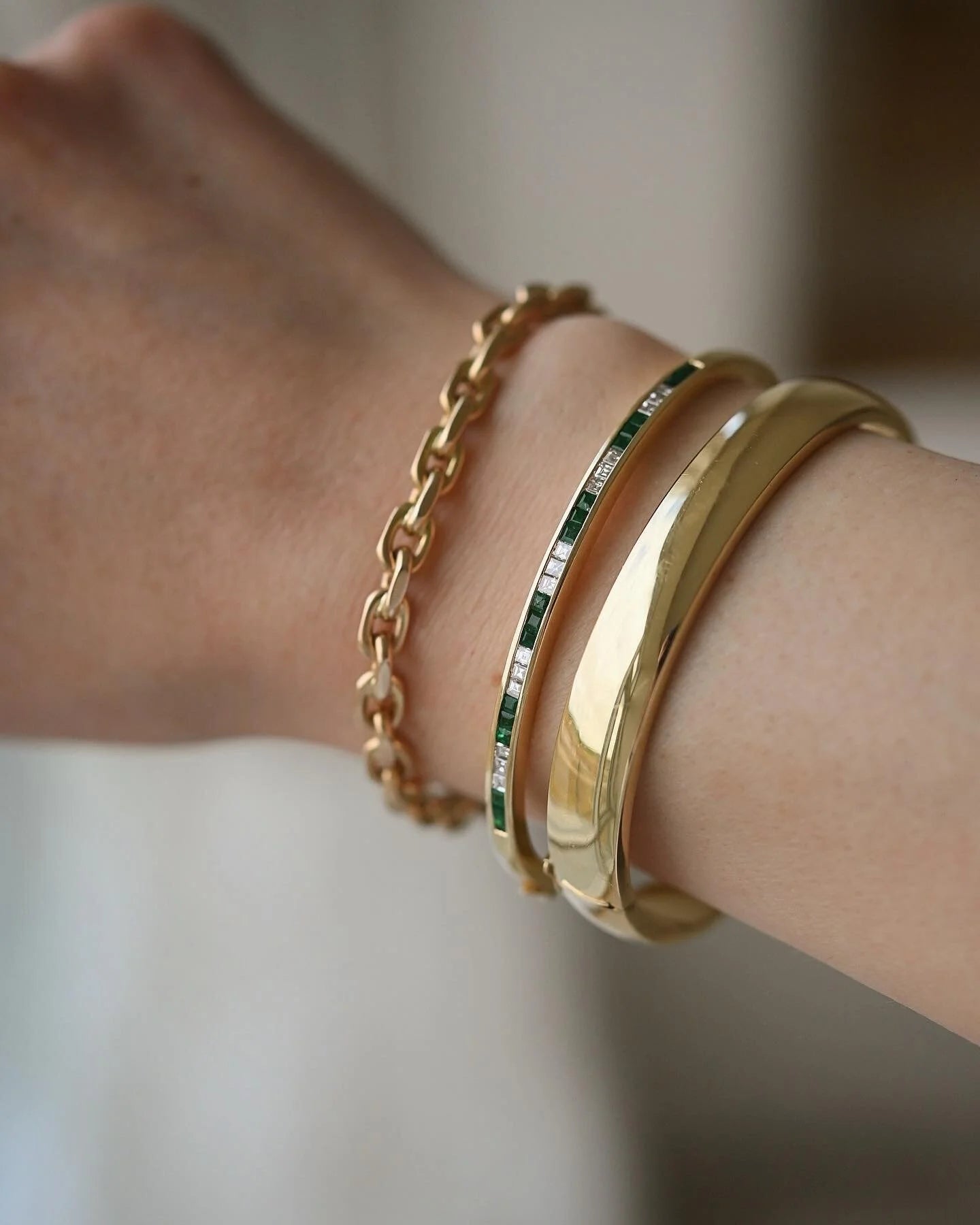 Stunning Carré Cut Emerald x Diamond Vintage Bangle 14K Gold