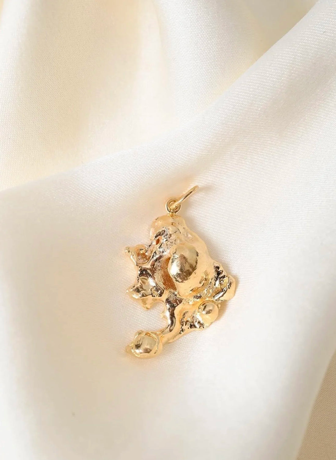 Gorgeous Unique Organic Free Form Vintage Nugget Pendant 18K Gold