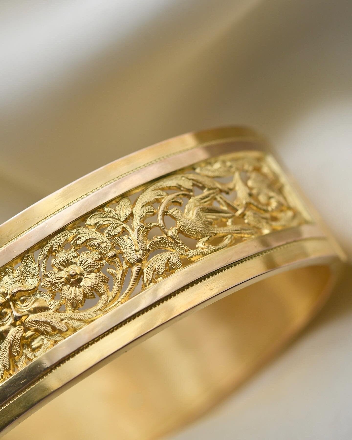 Outstanding Antique C. G. Hallberg Bangle 18K Gold 1884