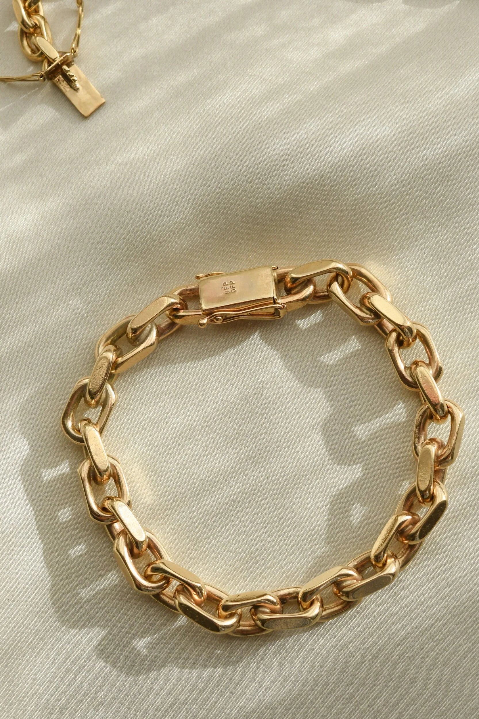 HEAVY 7.5mm Vintage Anchor Bracelet 8K Gold