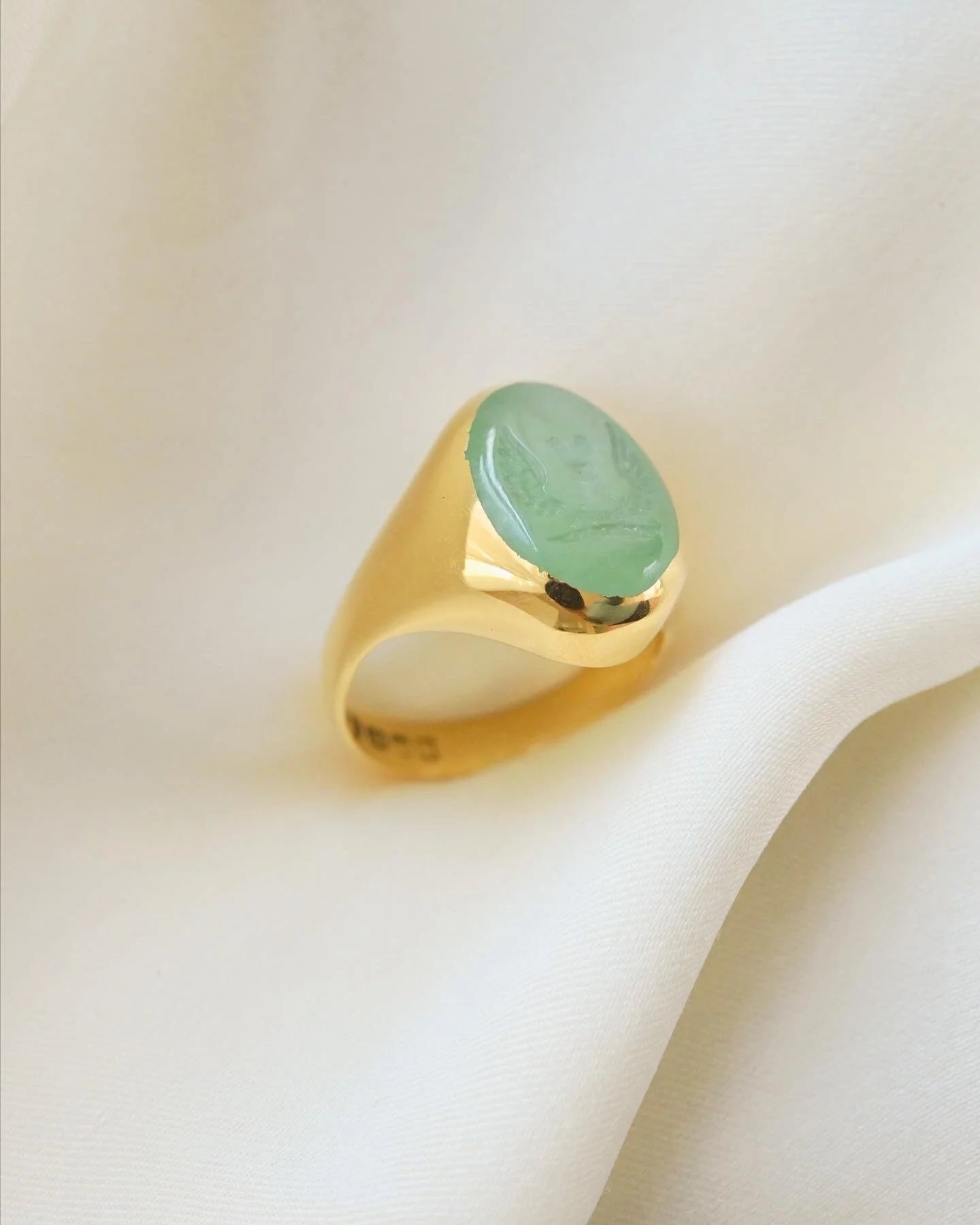 Rare Chrysoprase Signet Ring 18K Gold 1970