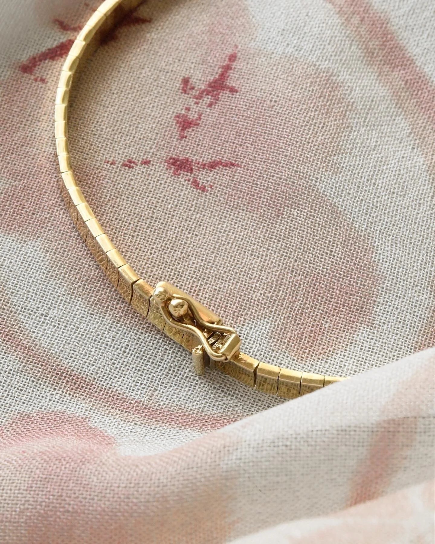 Beautiful Liquid Gold Bracelet 14K 1970s