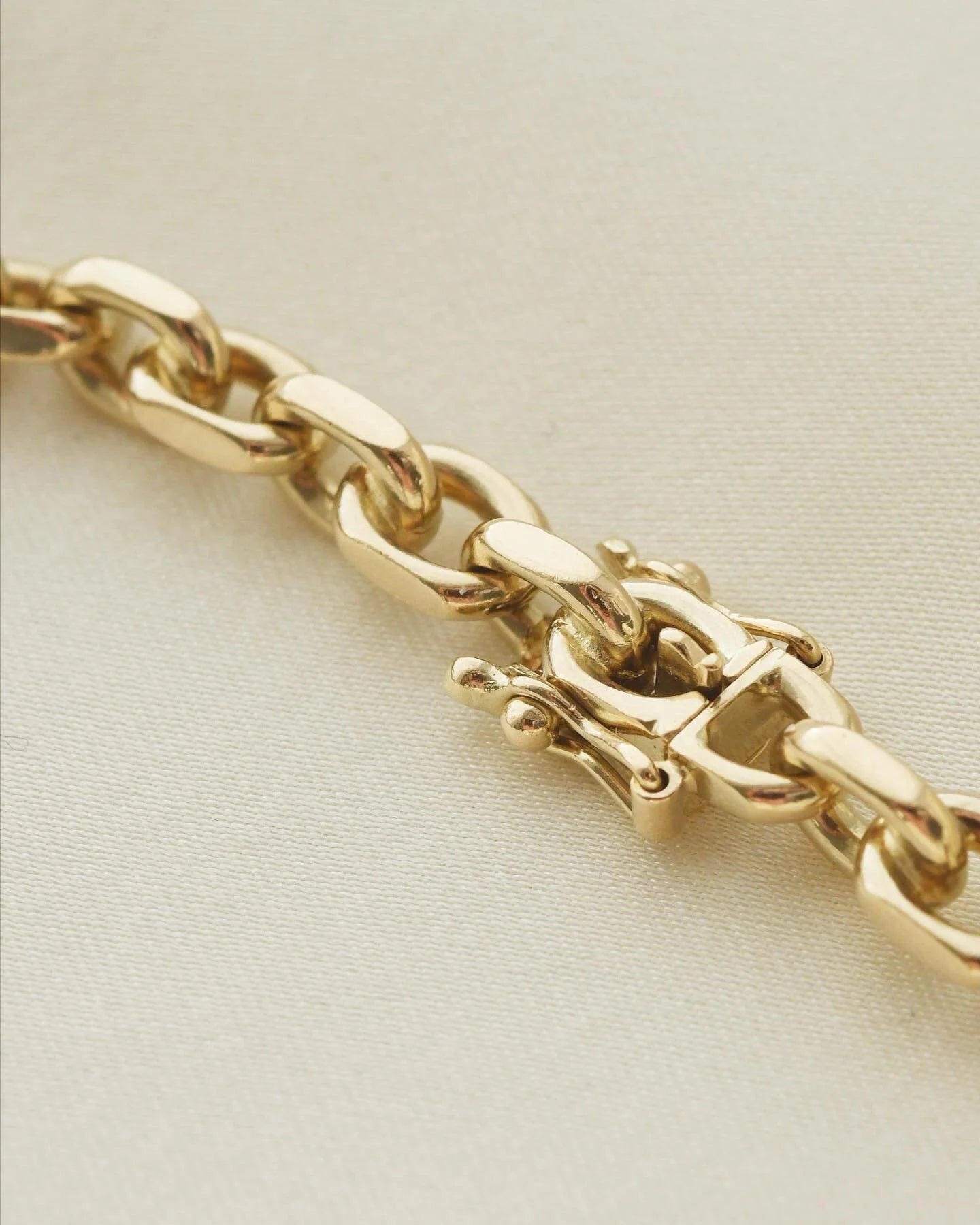 From Personal Collection! Vintage Anchor Chain 5mm 14K Gold 1970s