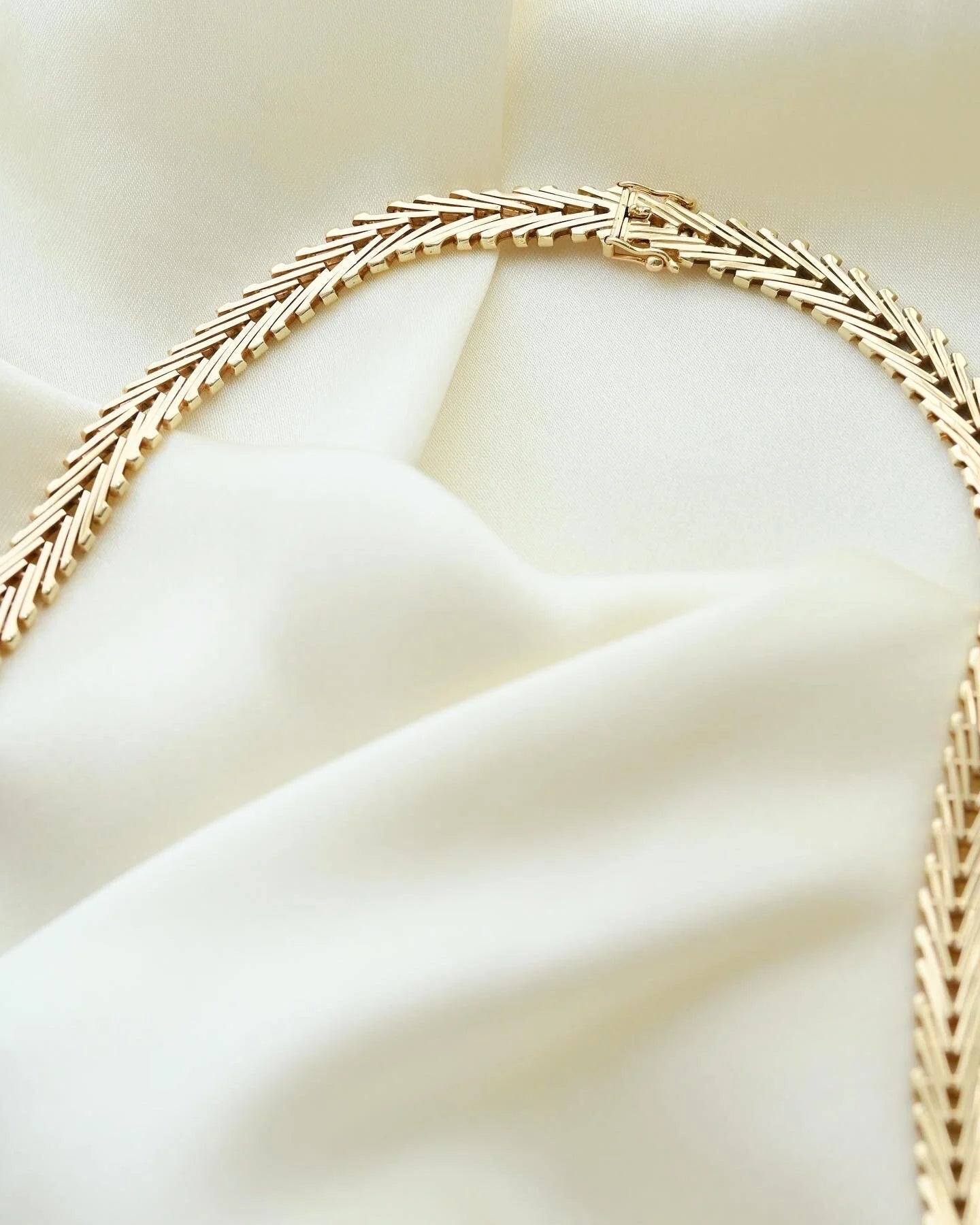 The Perfect Danish Mid Century Necklace 14K Gold 1965
