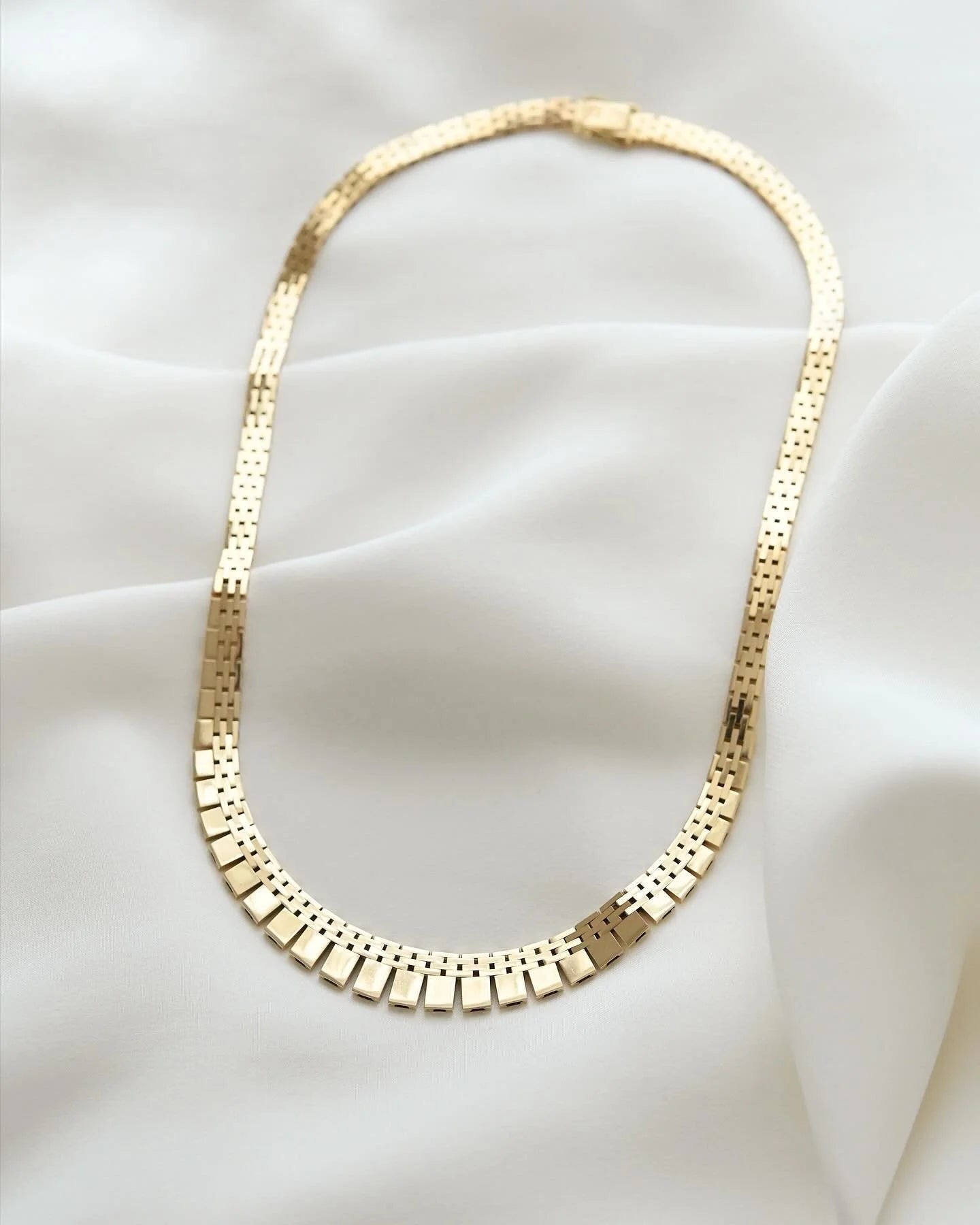 Perfect Sexy Cleopatra Necklace 29 GRAMS! 14K Gold 1960s