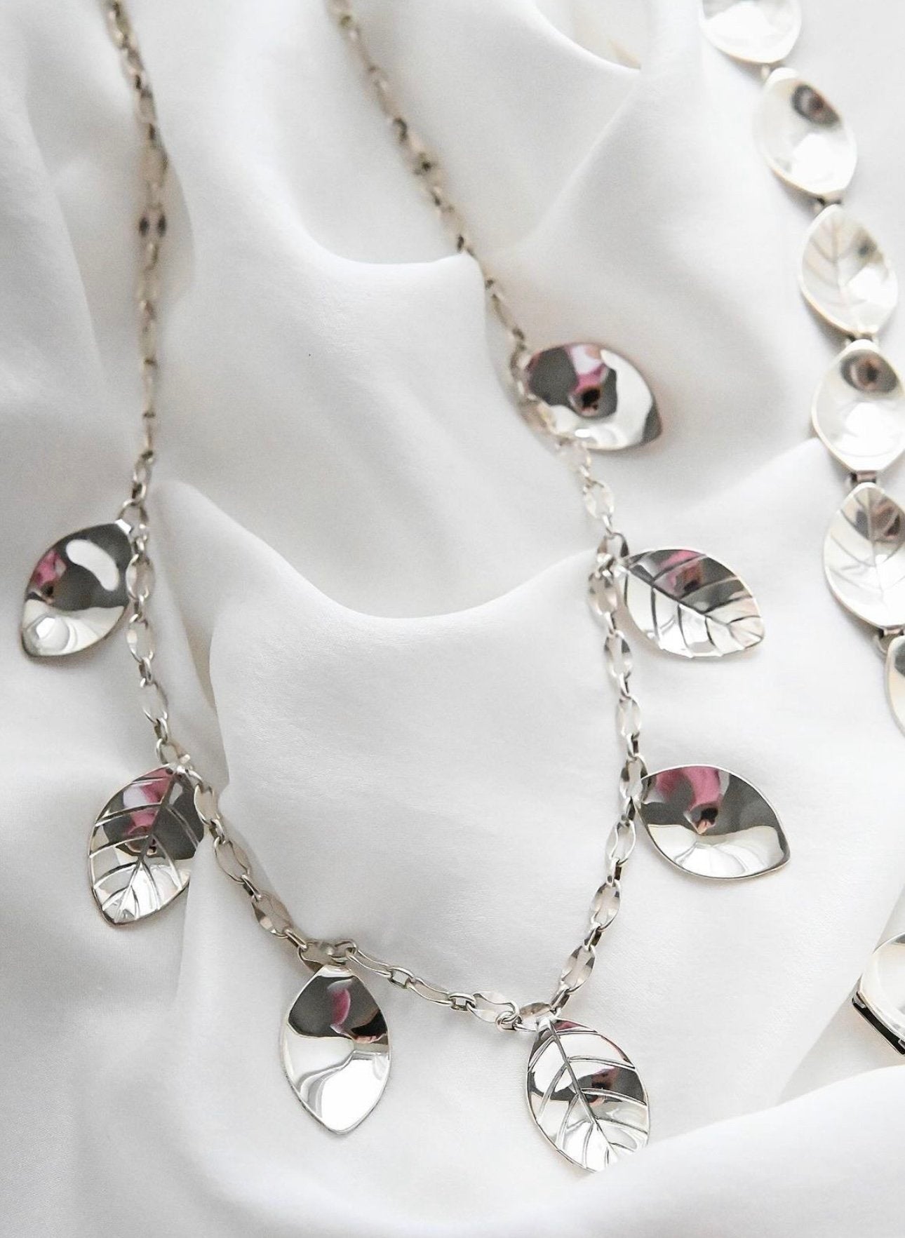 Gorgeous Mid Century Vintage Silver Set w Bracelet and Necklace Sweden 1958