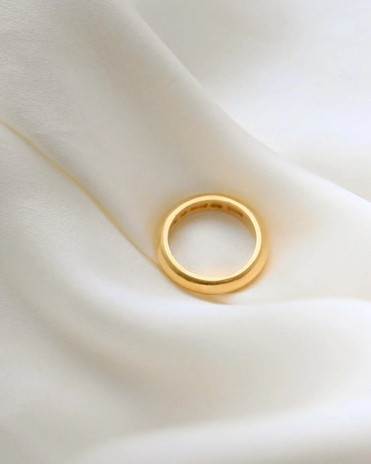 Wonderful Rare Heavy Wedding Band 23K Gold 1919
