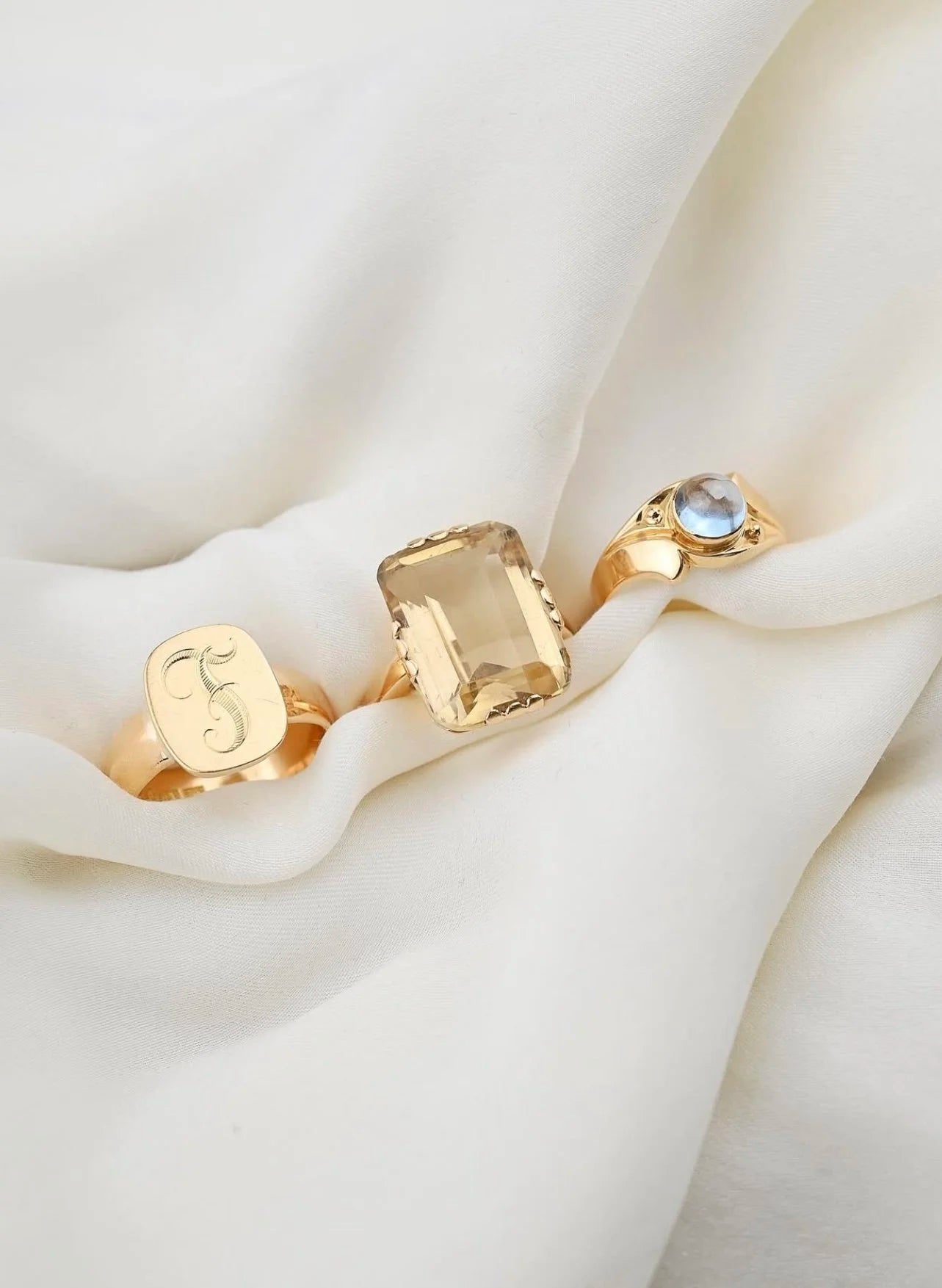 Luminous Vintage Citrine Cocktail Ring 18K Gold 1957