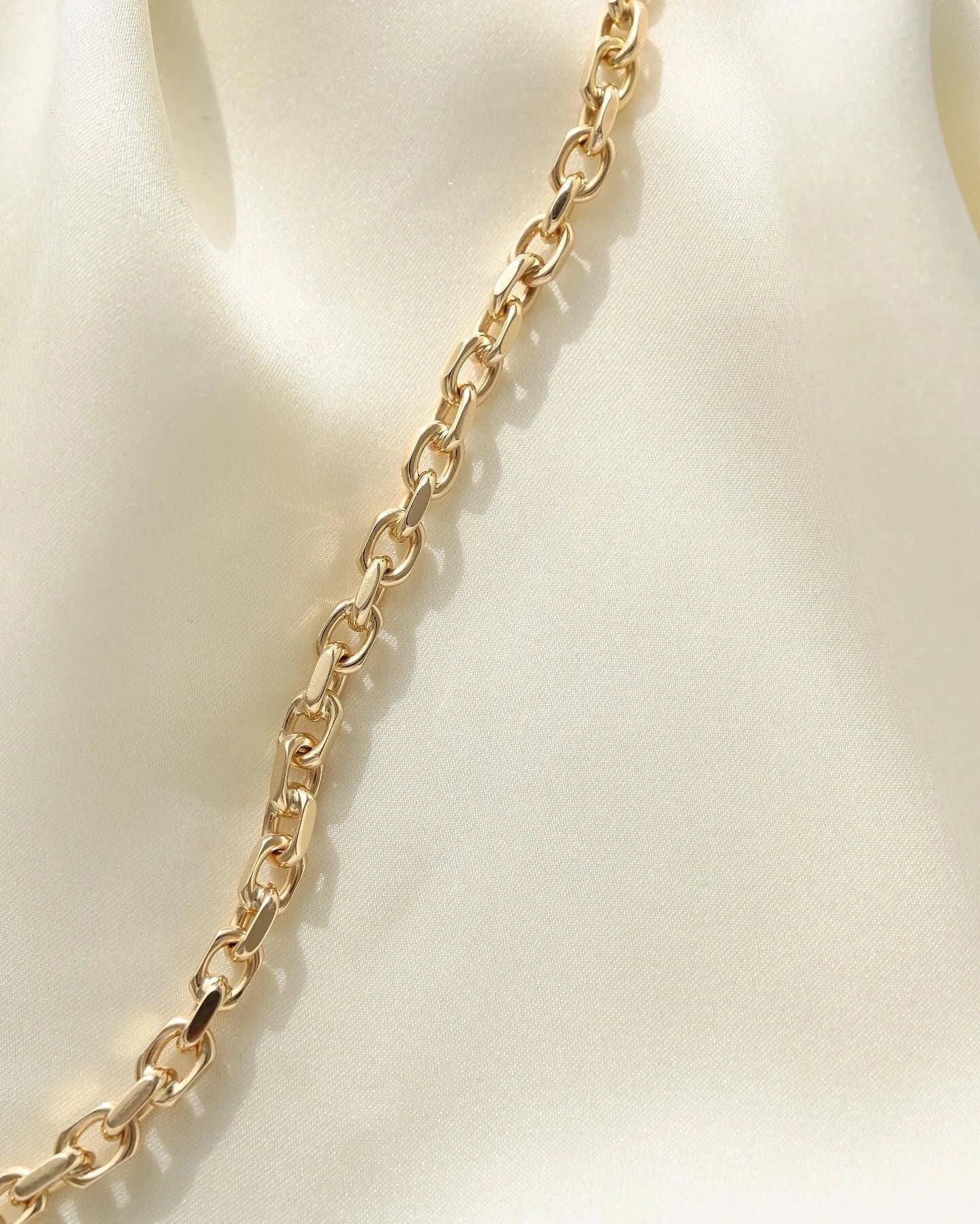 Glowing Heavy Danish Vintage Anchor Chain 14K Gold
