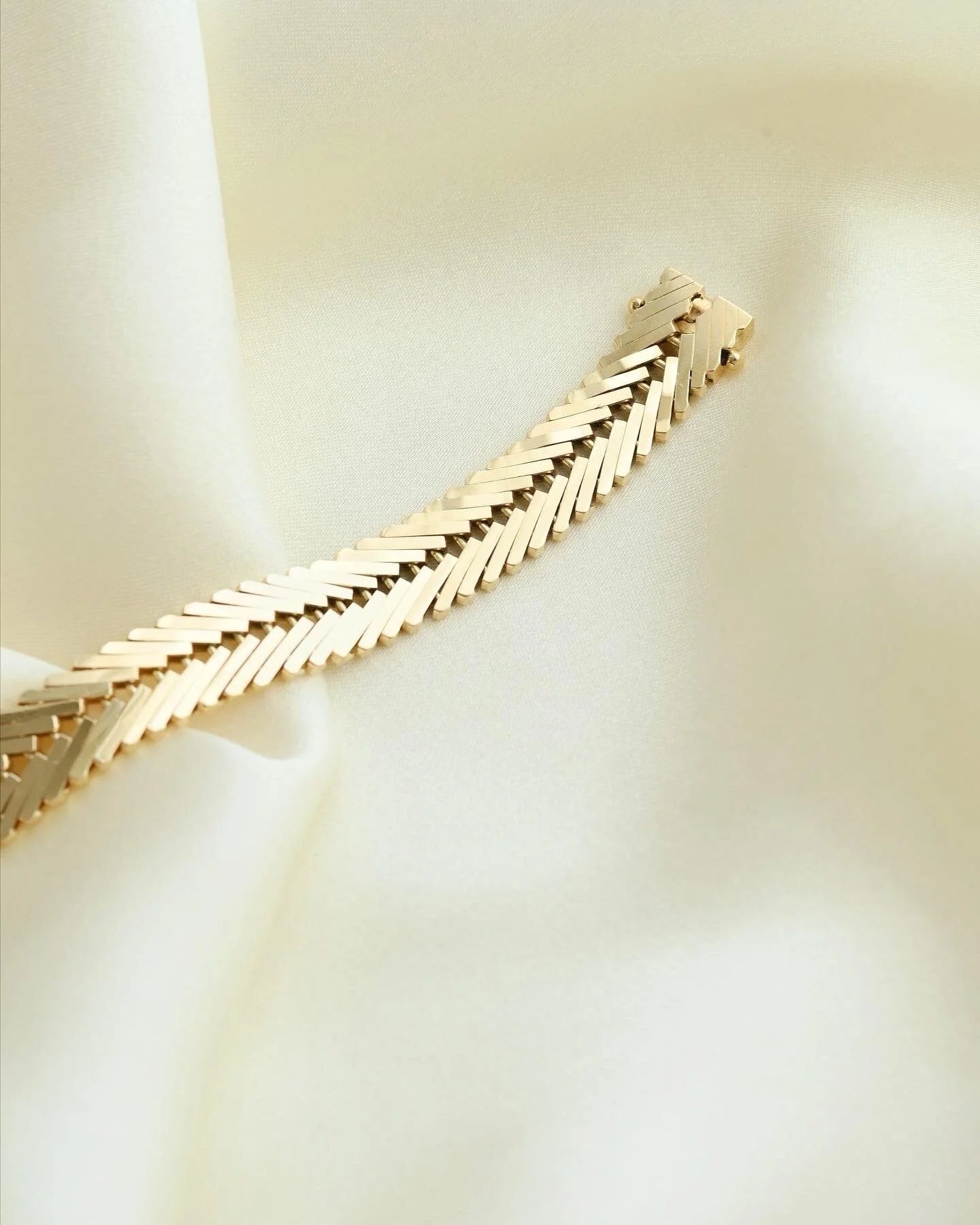 Ultra Shiny, Sparkly Snake Like Bracelet by Svend Glymers 14K Gold 1960s