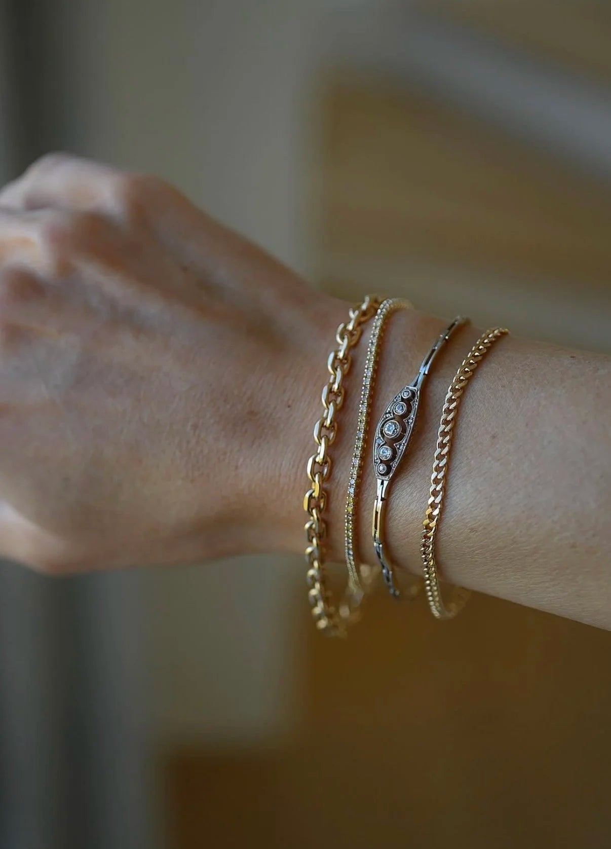 The Best Never Take Off Curb Link Vintage Bracelet 18K Gold