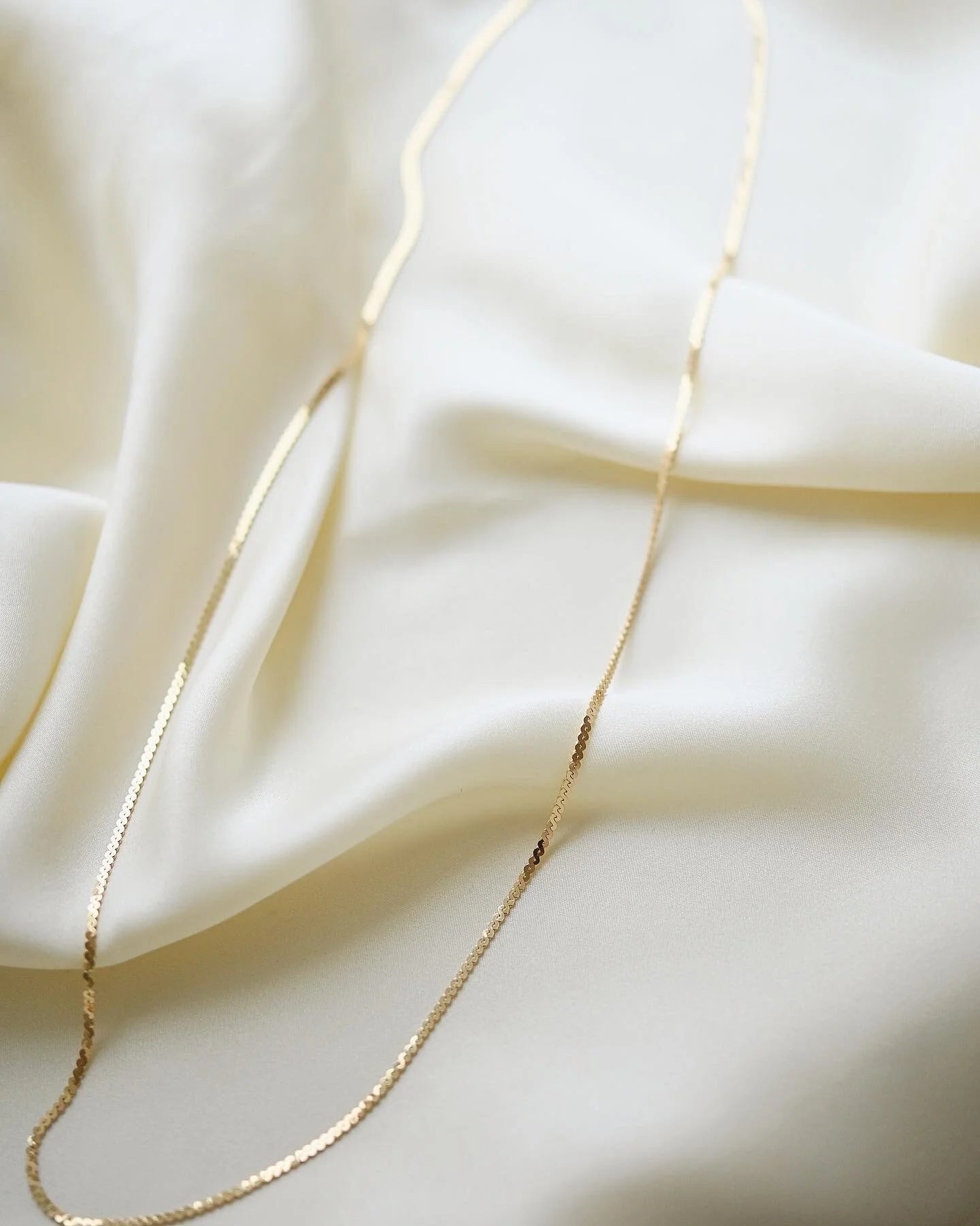 The Best Long Vintage Baby Virola Link Chain 18K Gold