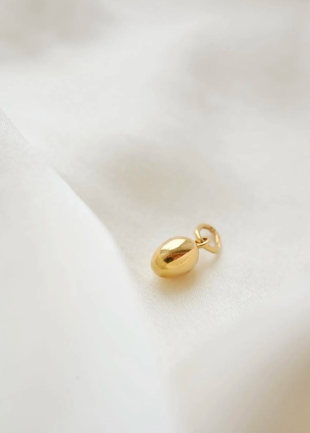 The Cutest Tiniest Solid Throughout Egg Pendant 18K Gold Vintage