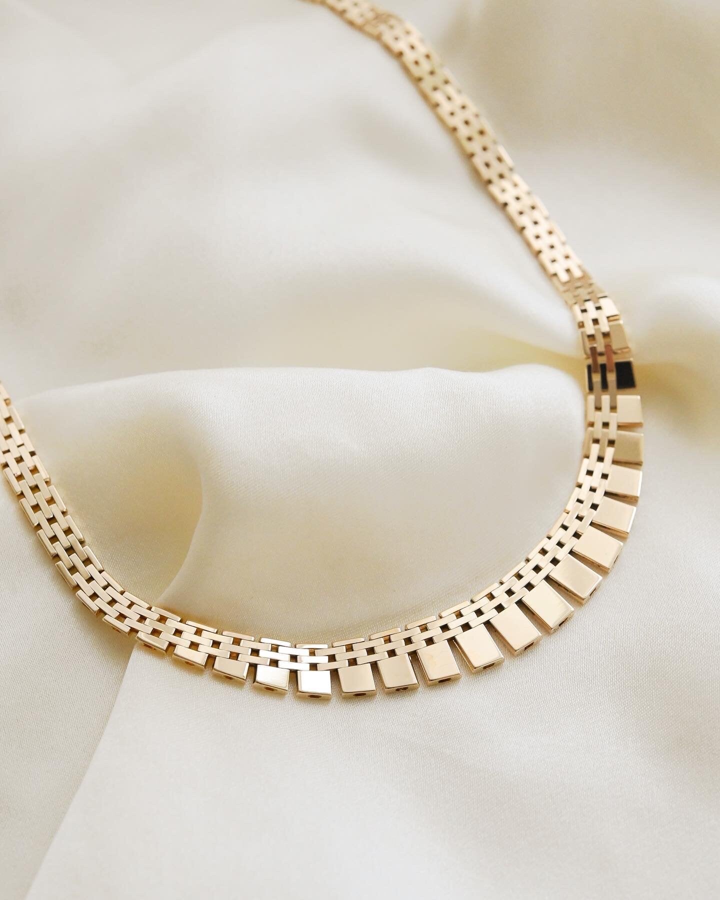 Perfect Cleopatra Necklace Danish Vintage 14K Gold 1970