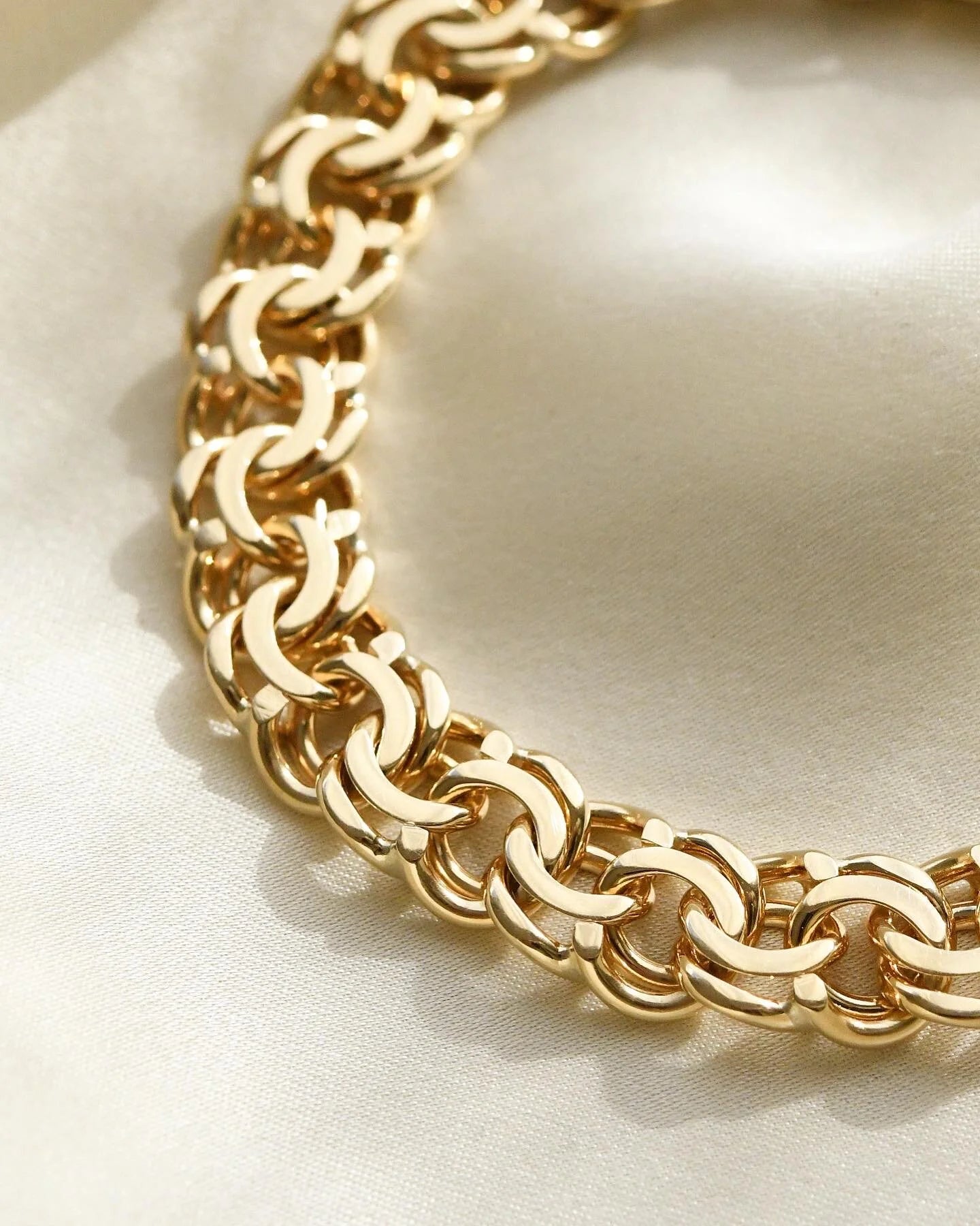 Big Heavy Vintage Brick Link Bracelet 14K Gold 1960s