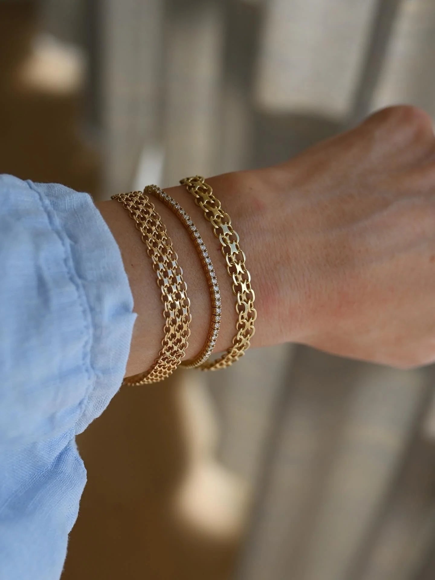 Extremely Pretty Vintage Bracelet 18K Gold Sweden Mid 1900s