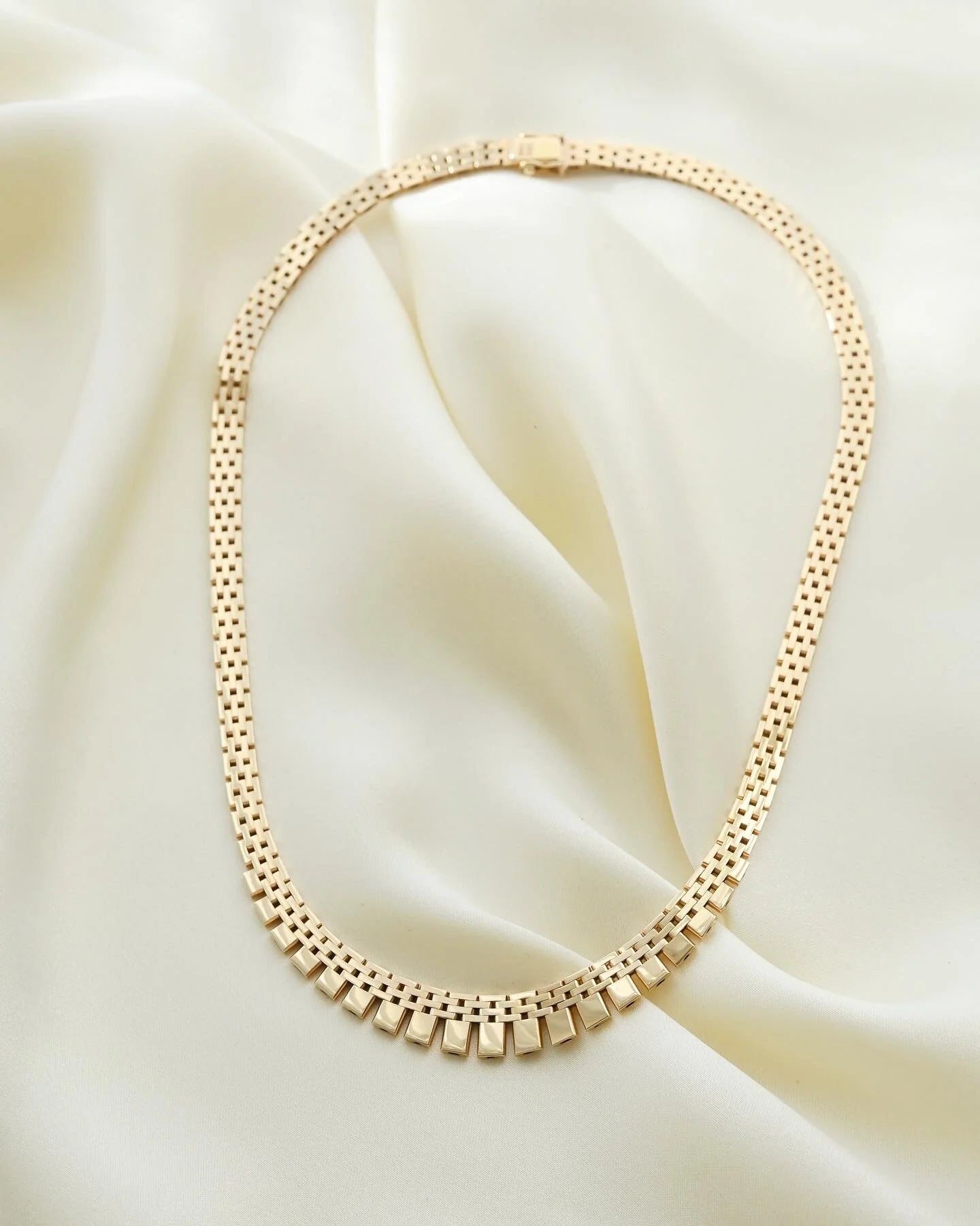 Amazing 30 Grams Brick Link Necklace 14K Gold
