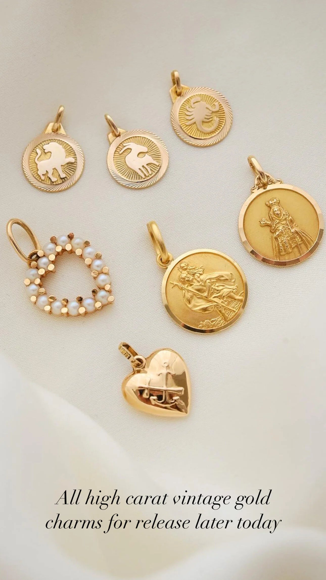 The Best Vintage Charms 18K Gold 1970s