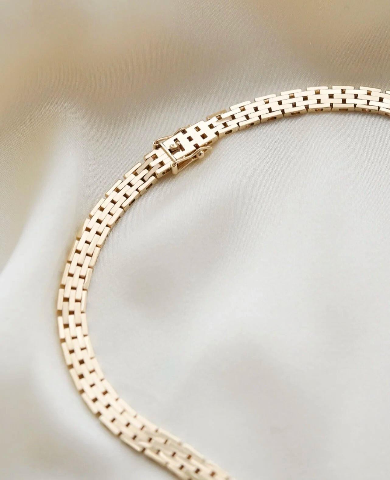 Stunning Example Cleopatra Necklace Danish Vintage 14K Gold 1960s