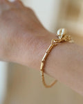 Glowing Antique Chain Bracelet 7.25 Inches 18K Gold 1920s