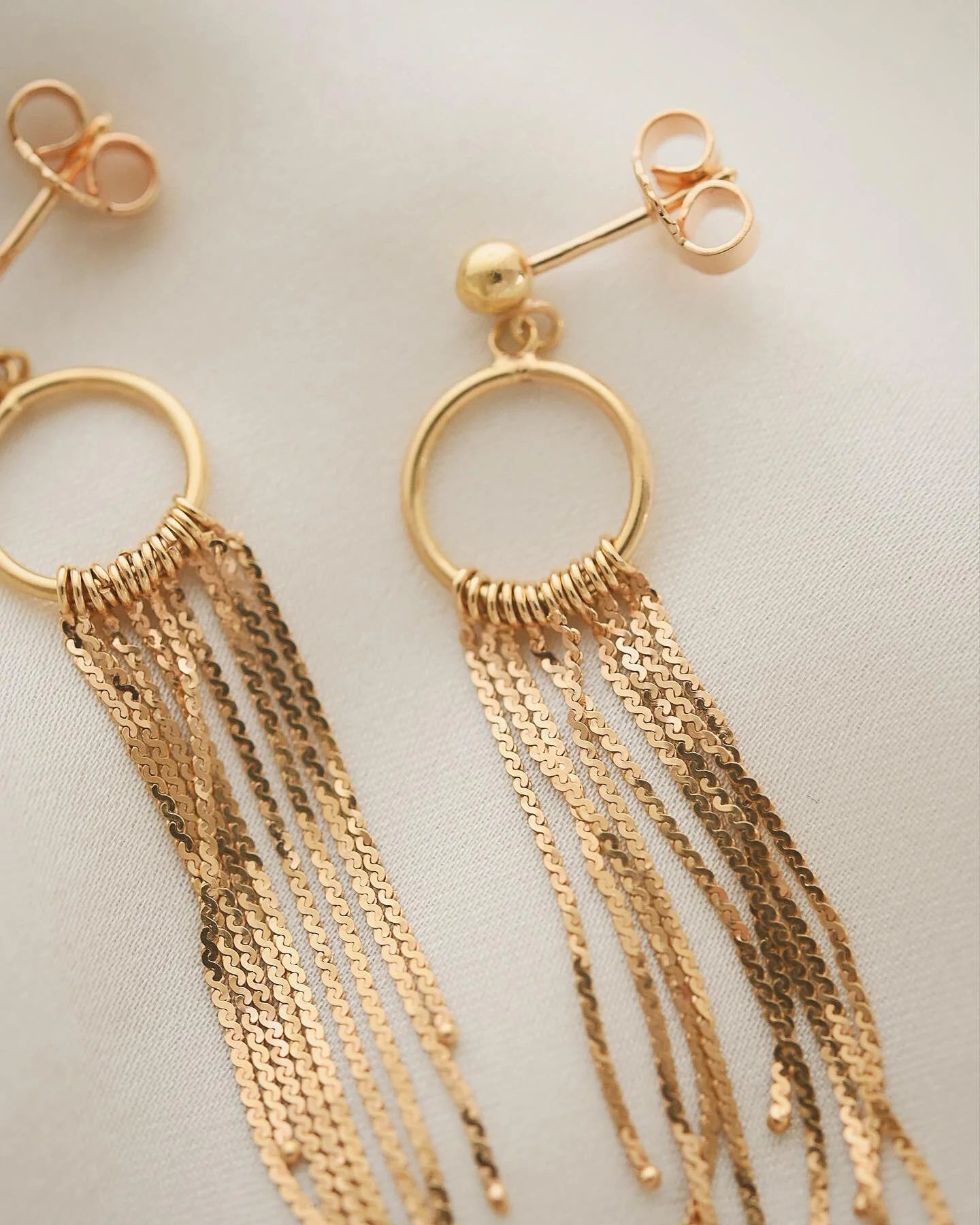 Italian Vintage Chain Dangle Earrings 18K Gold 1970s