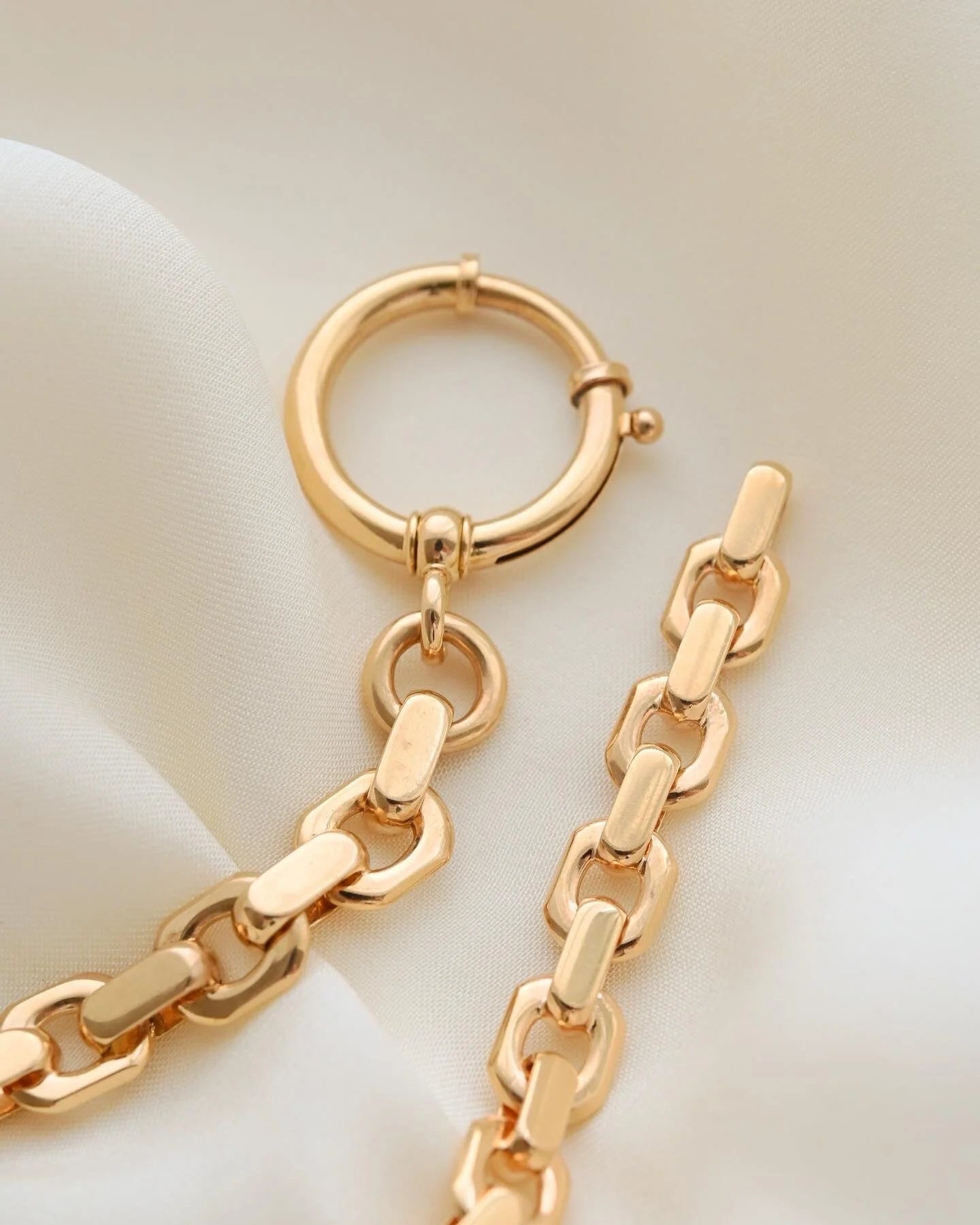 Extraordinary RARE Watch Chain Bracelet 18K Gold 1925