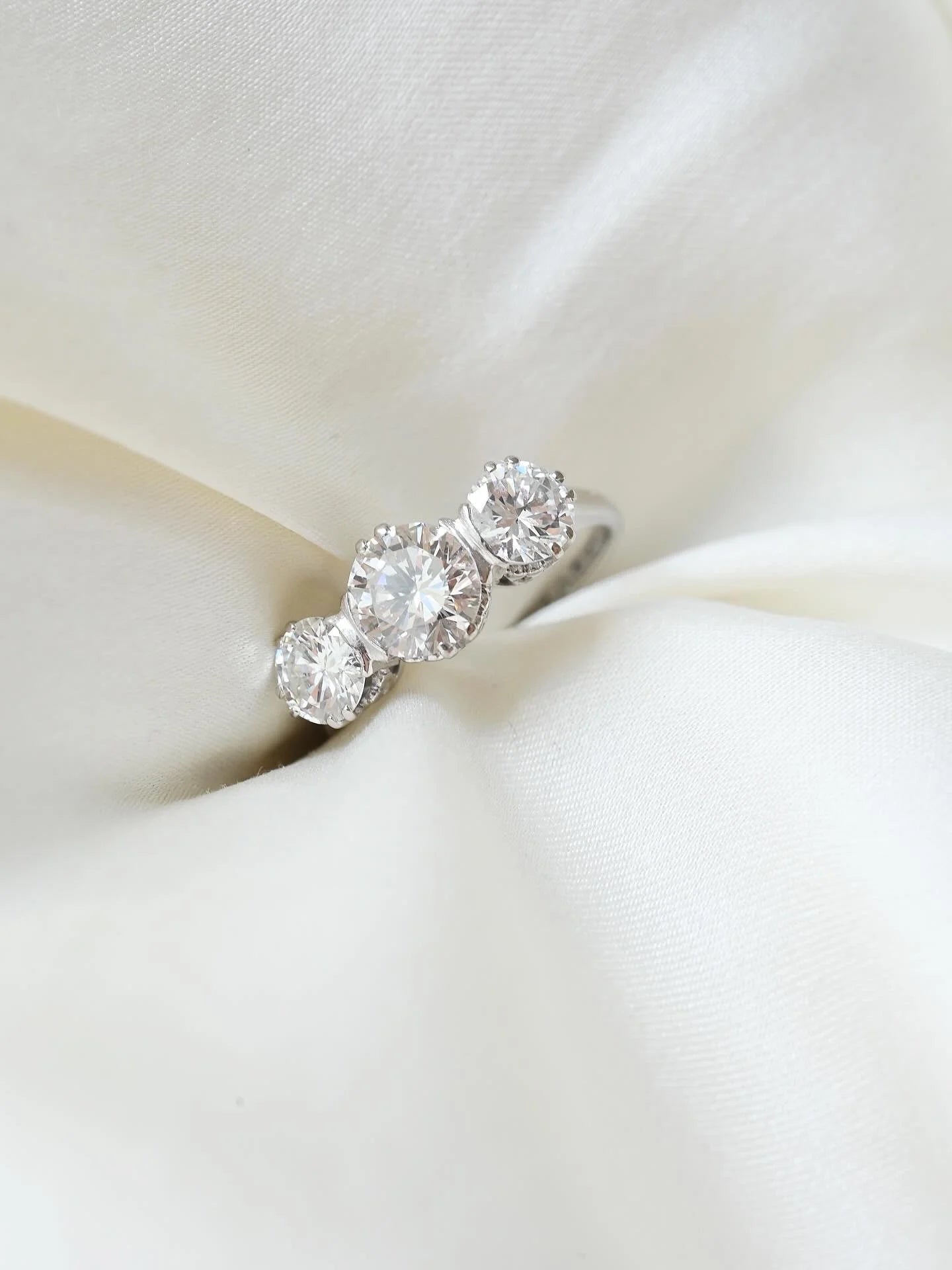 Rare Dreamy Three-stone Ring 2.11 Carats 18K White Gold 1957