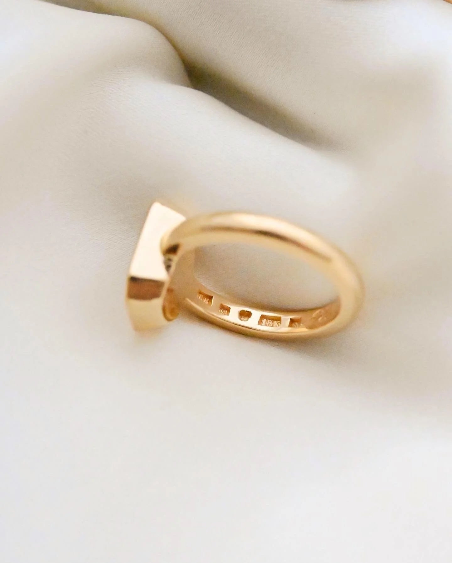 Extraordinary Monogram Signet Ring Antique 18K Gold 1920