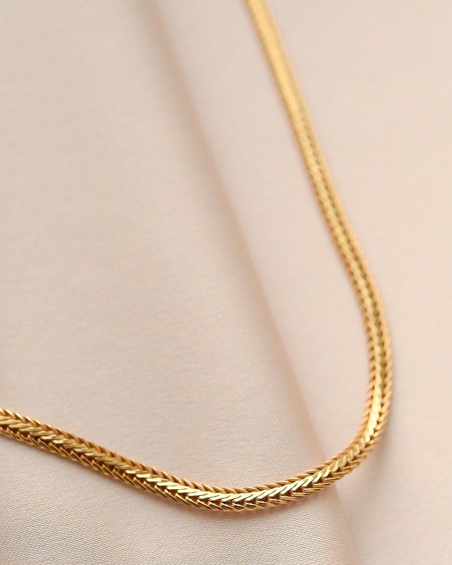 Sexy Italian Vintage Chain 18K Gold