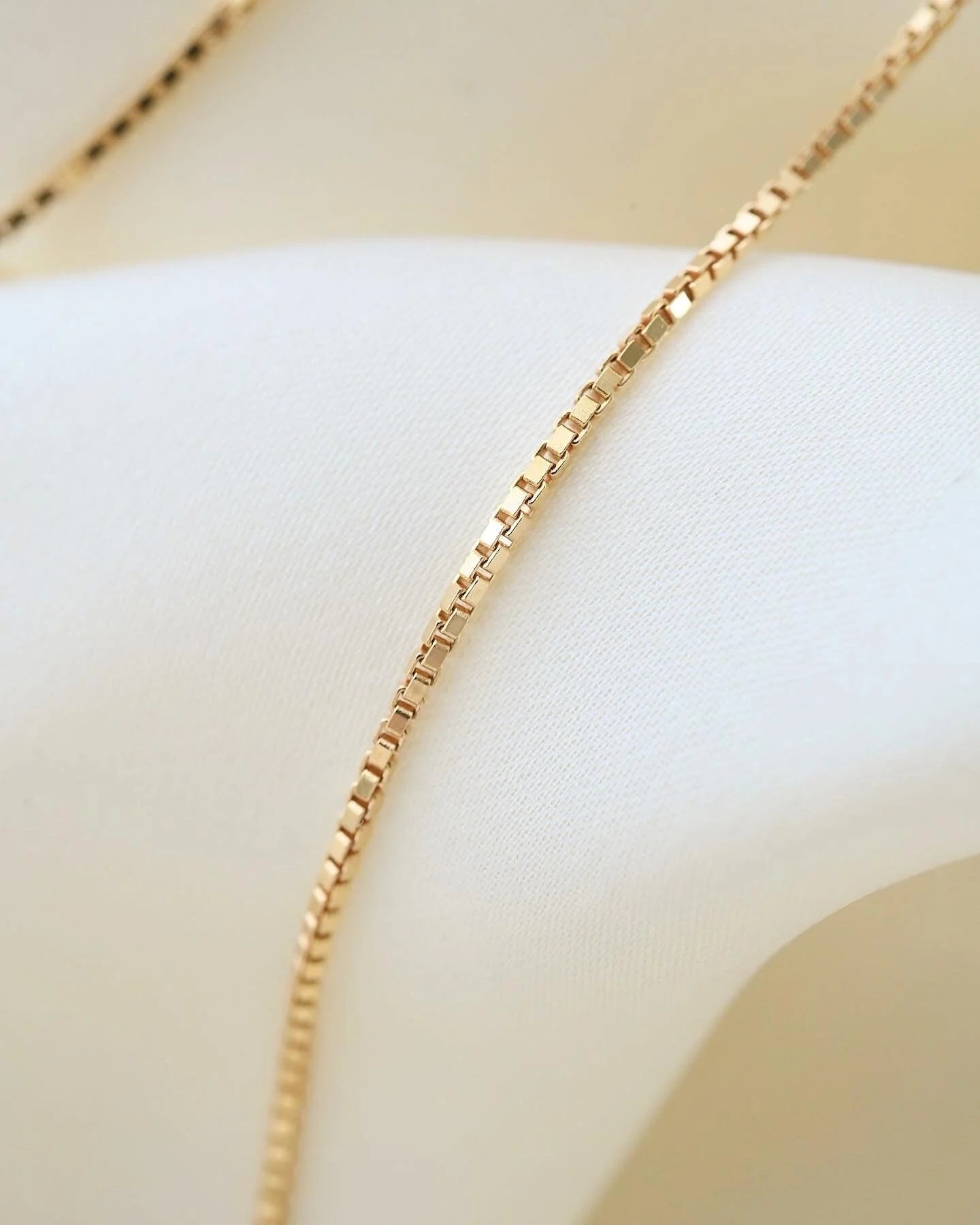 A Classic Dainty Vintage Box Chain 14K Gold