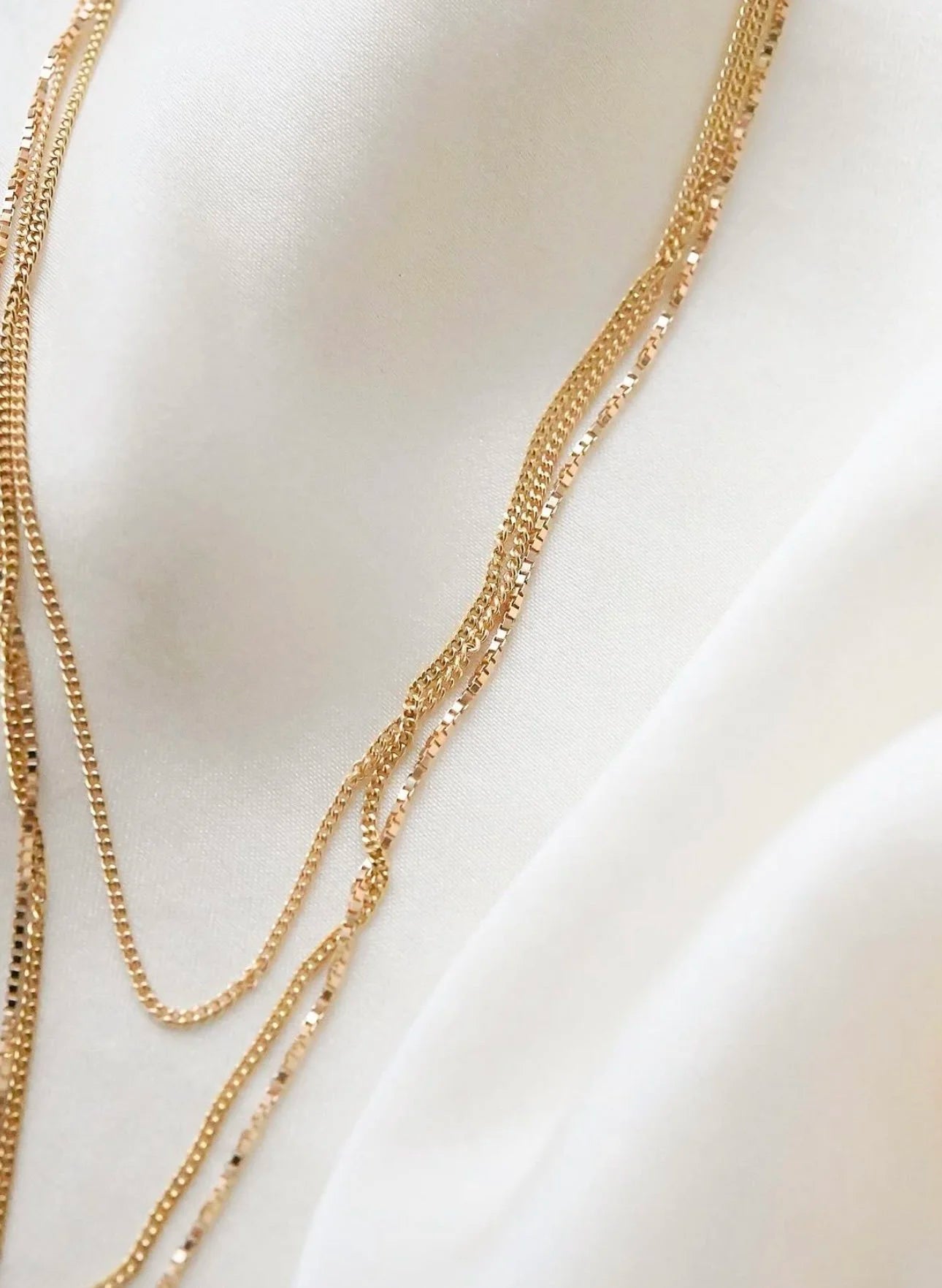 Shimmering Vintage Stacking Chains 18K Gold
