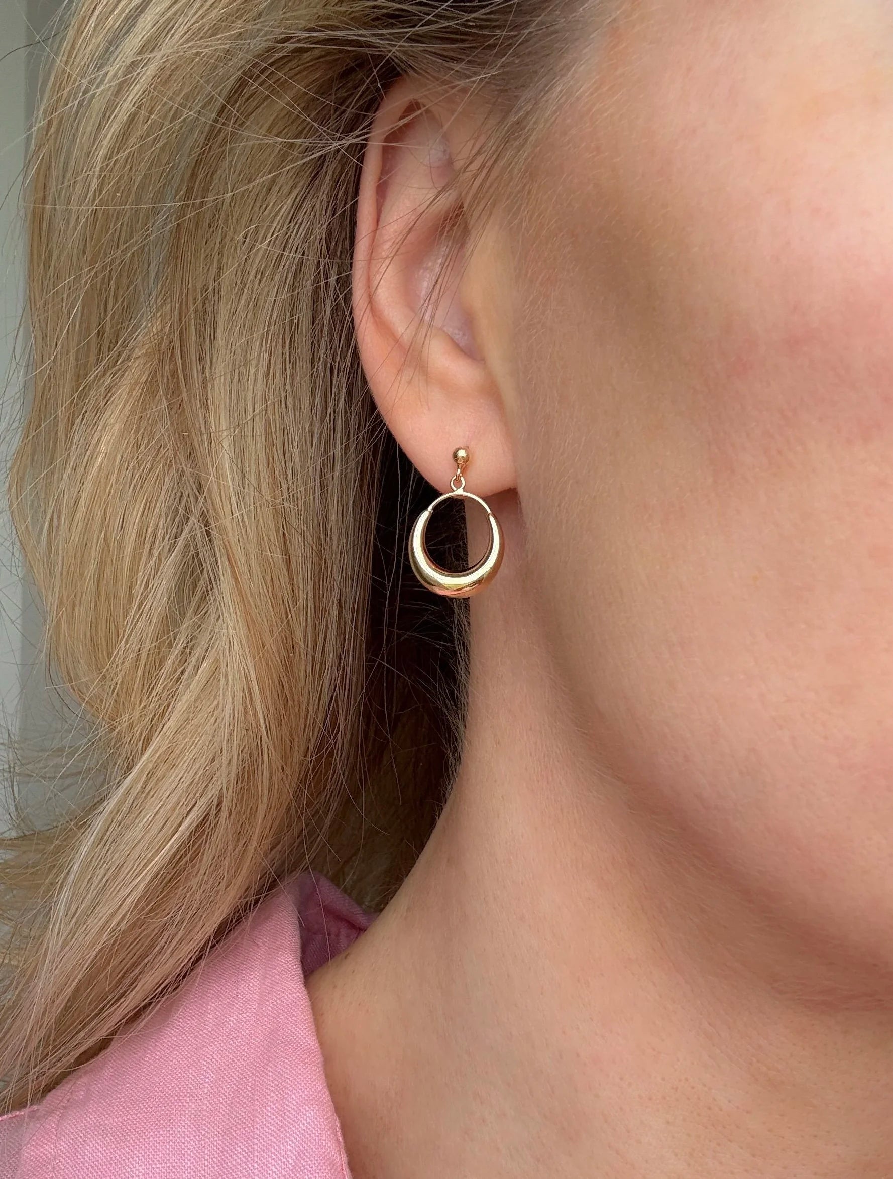 Timeless Vintage Stud Hoop Earrings 18K Gold