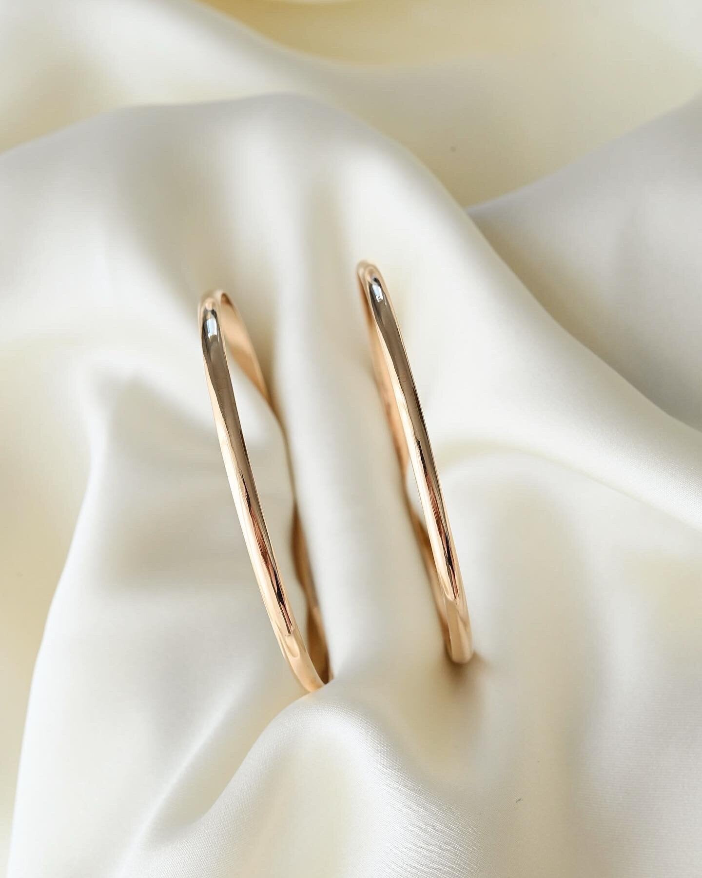 Selling Separately! Two Classic  Swedish Bangles 18K Gold 1969 and 1982