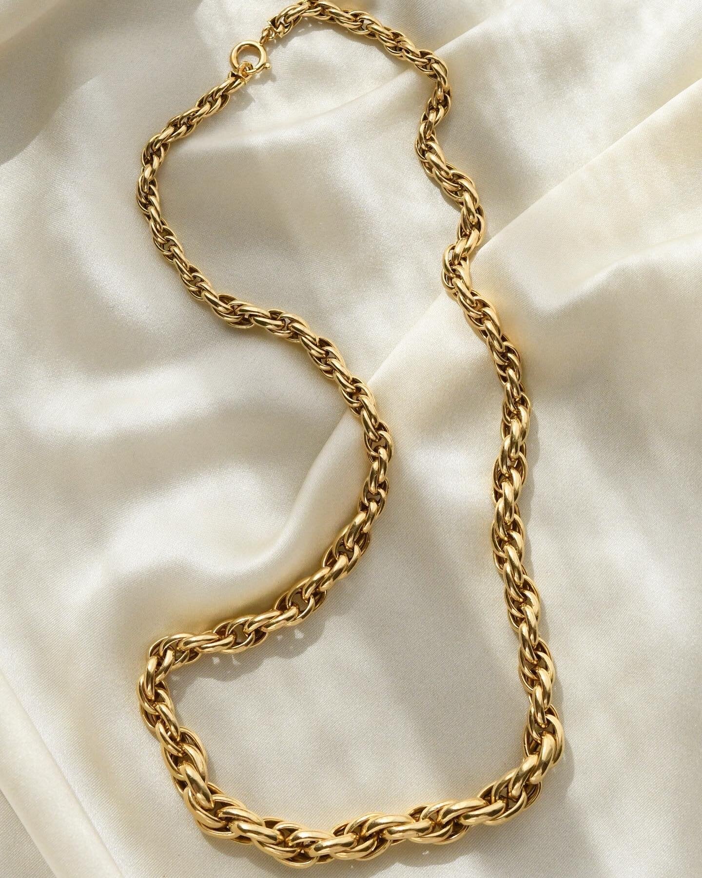 Extraordinary Stunning Rope Chain 18K Gold