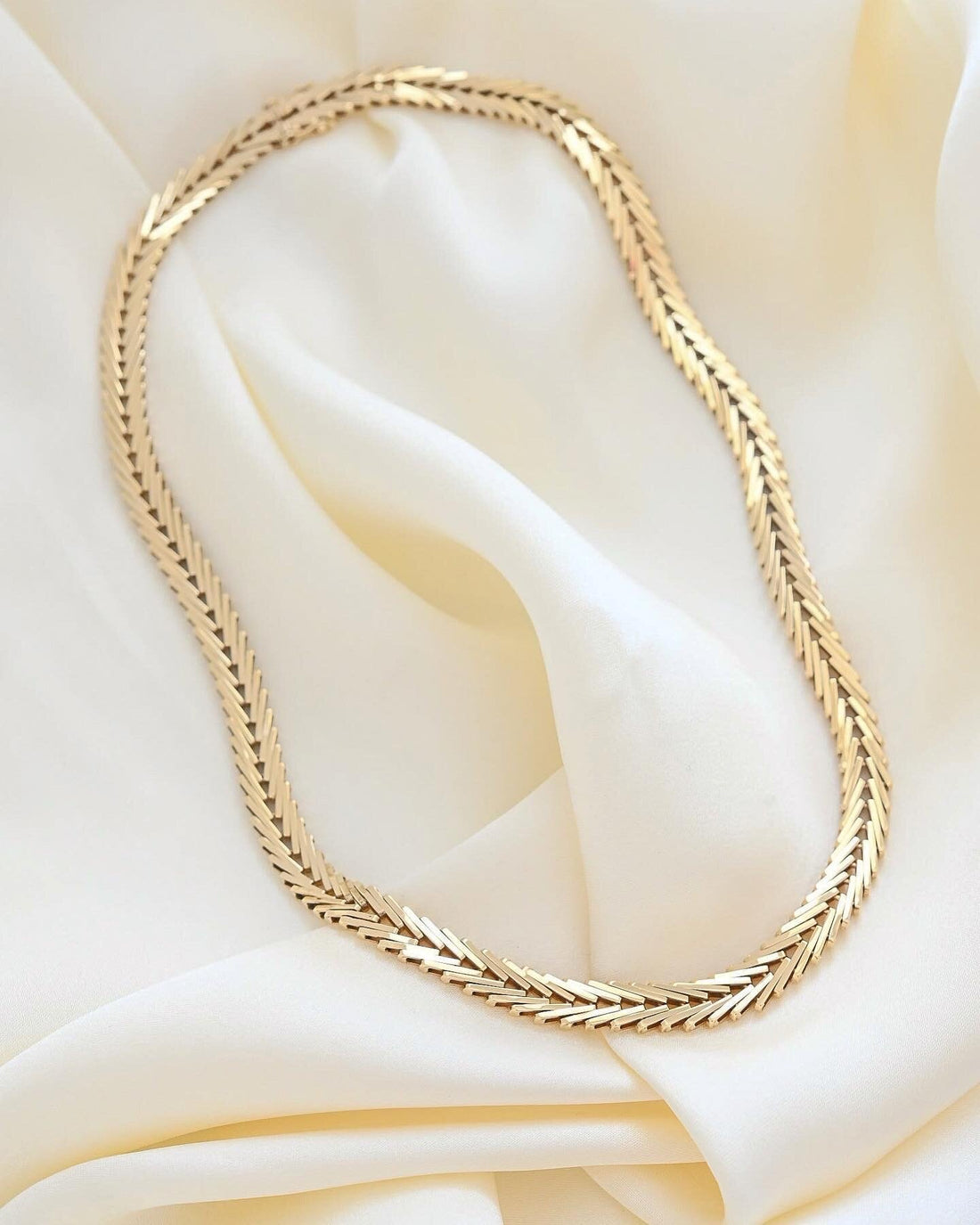 Sublime 16.45 Inches Geneva Link Necklace Danish Vintage 14K Gold 1960s