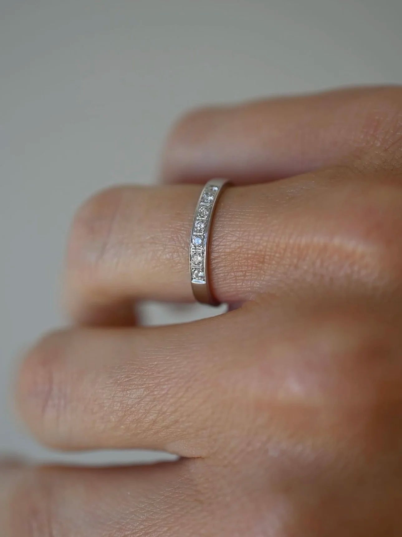 Sleek Vintage Diamond Band 0.21 Carats 18K Gold 1969