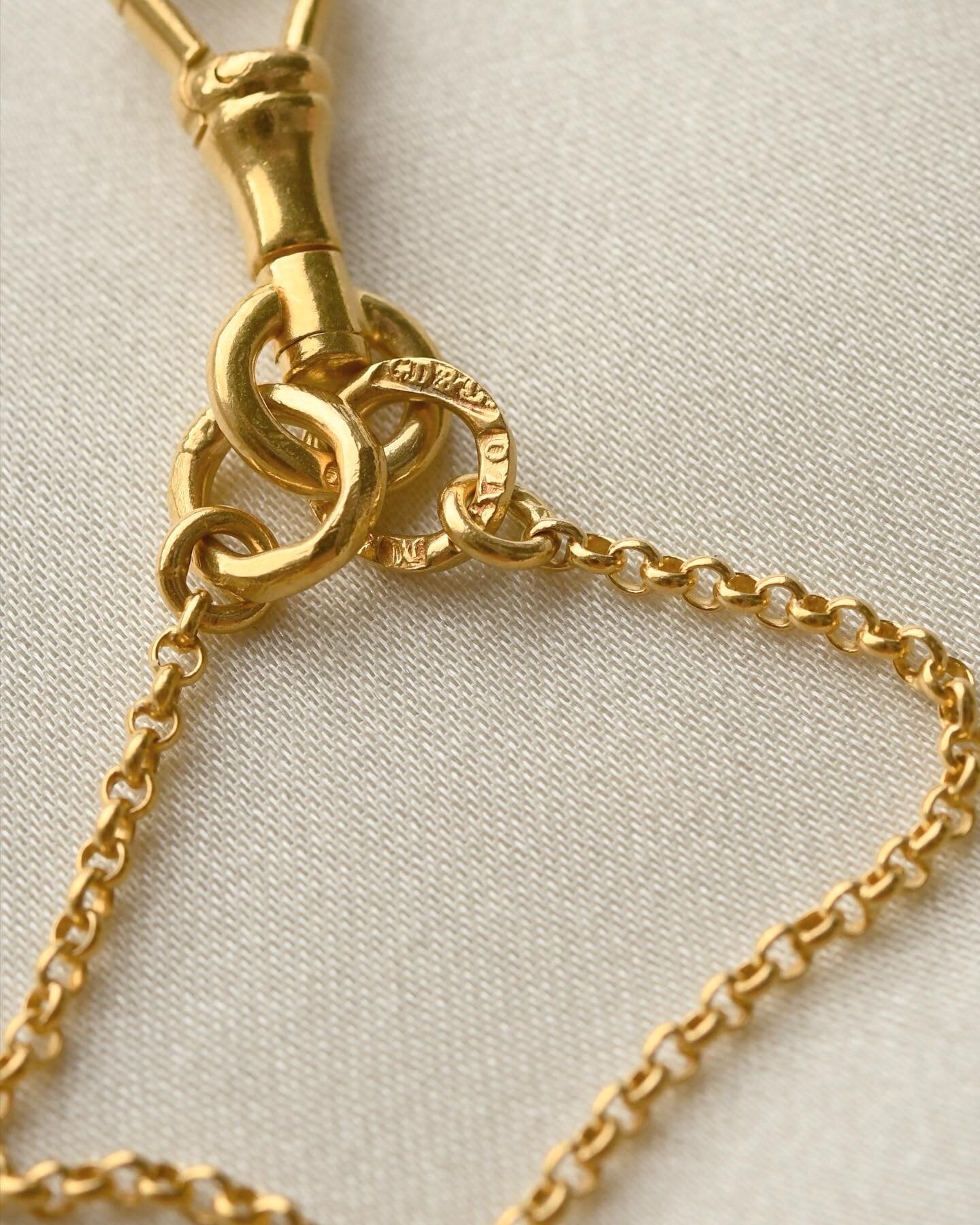 Sublime Long Guard Chain 18K Gold 1916