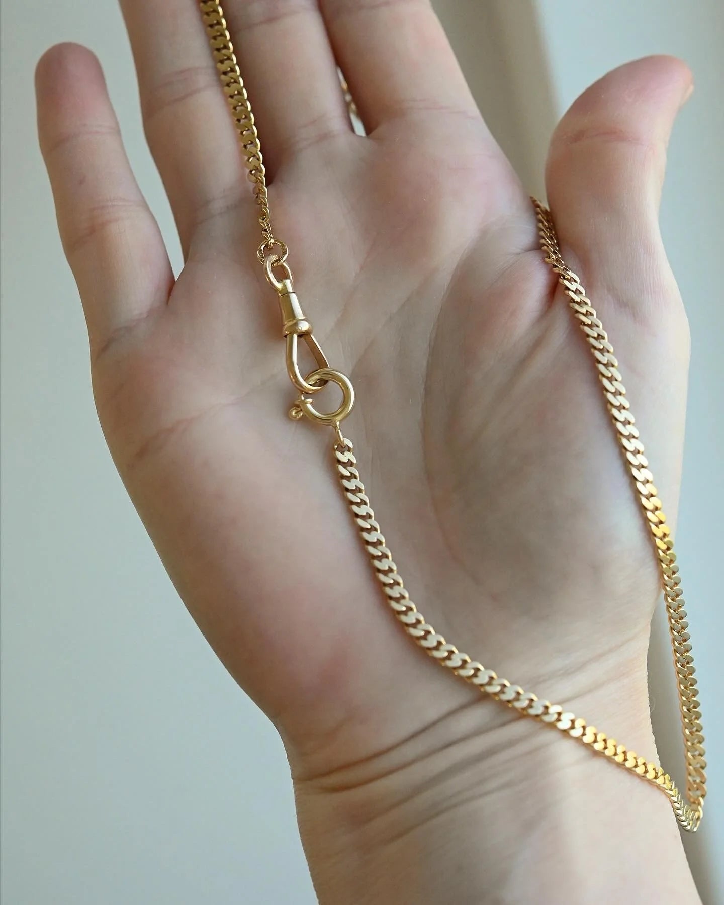 Heavy, Radiant, Perfect Watch Chain Necklace 19 Grams 18K Gold Late 1800s