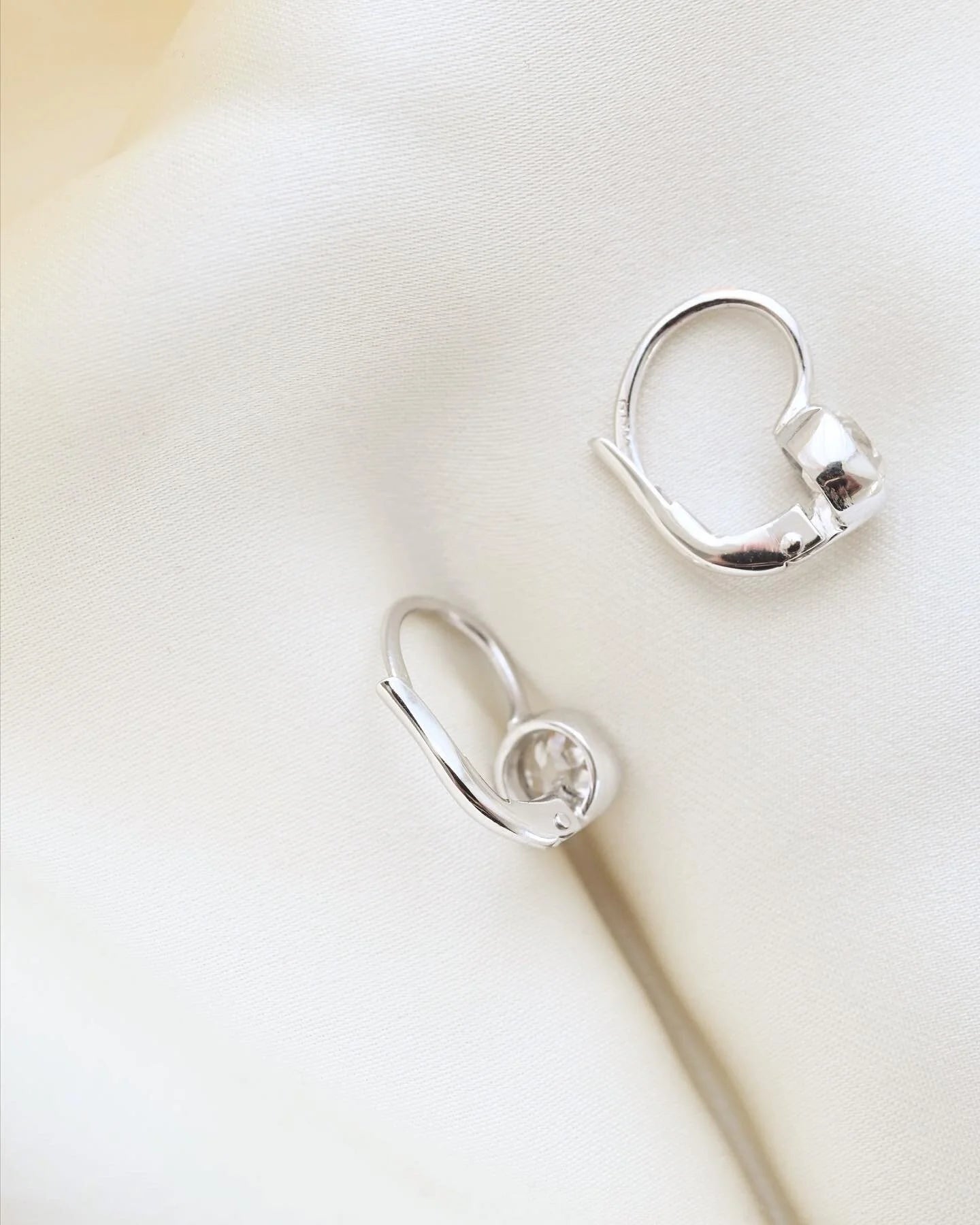 Divine Old Mine Cut Diamond Earrings 18K White Gold