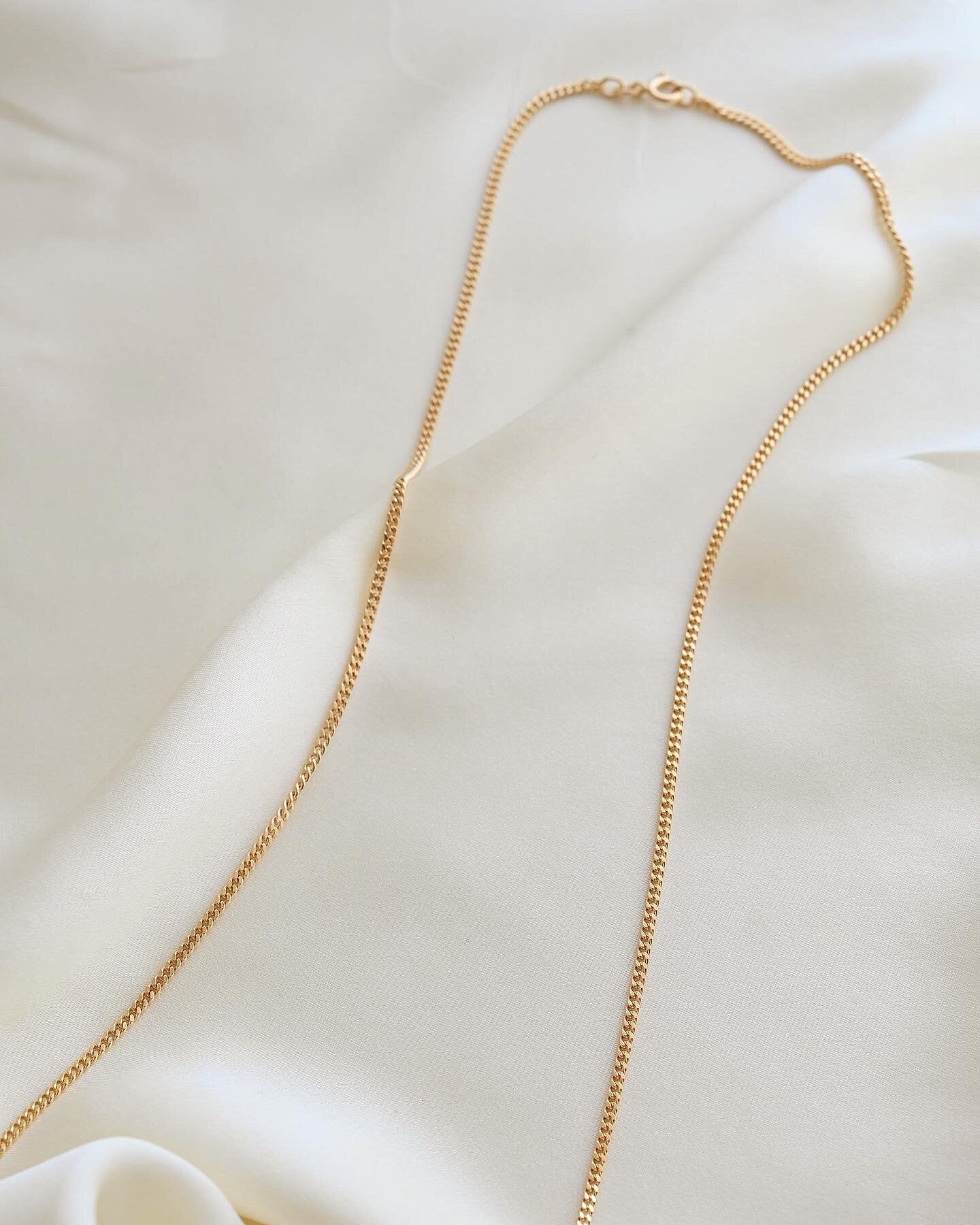 Long Wrap Around Once or Twice 27.4 Inches Faceted Italian Curb Link Necklace 18K Gold