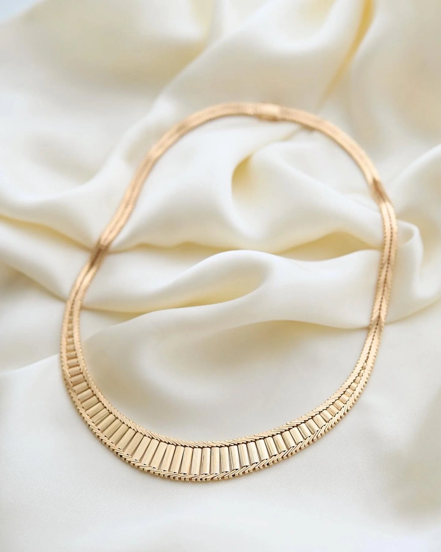 The Sexiest Sublime Danish Vintage 14K Gold Geneva Variation Link Necklace