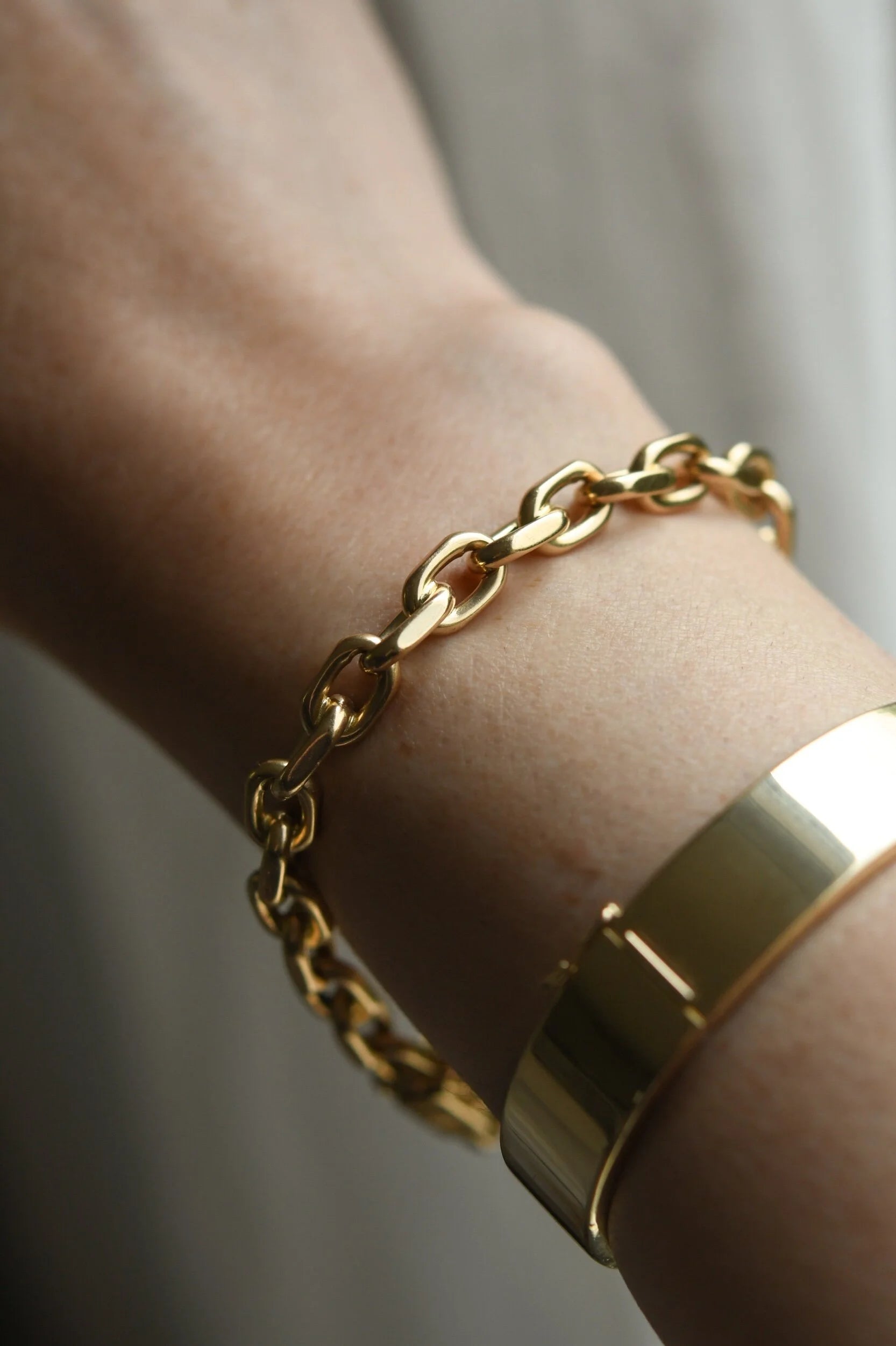 Sublime Heavy Sizeable Danish Anchor Link Bracelet 14K Gold