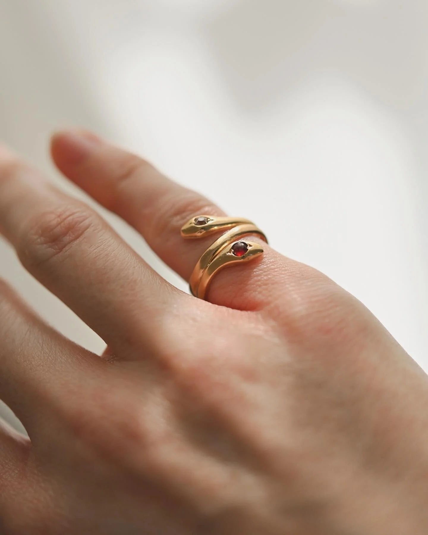 Antique Serpent Ring Garnet and Diamond 18K Gold 1923