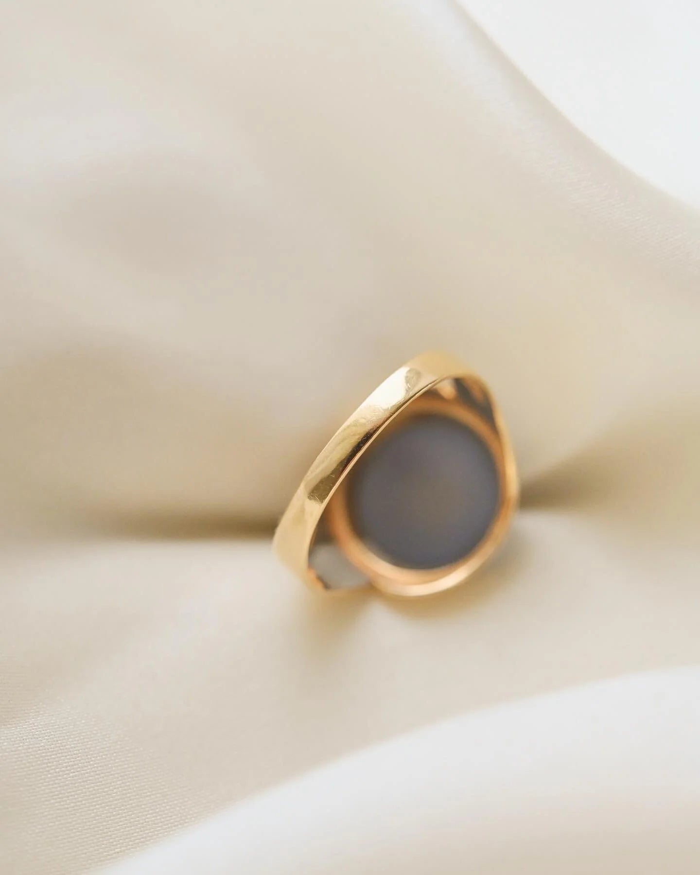 Totally Dreamy Scandinavian Vintage Moonstone Ring 18K Gold With Box 1955