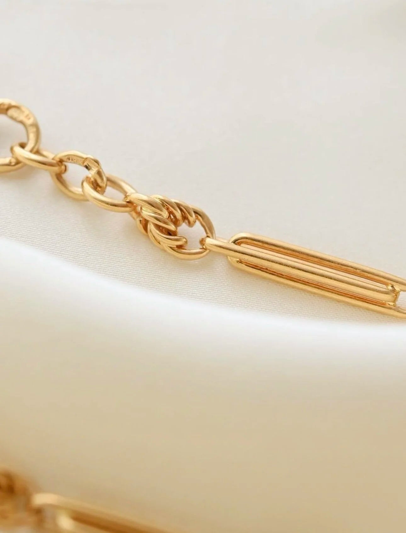 Extraordinary Heavy Antique Watch Chain 18K Gold 1900s