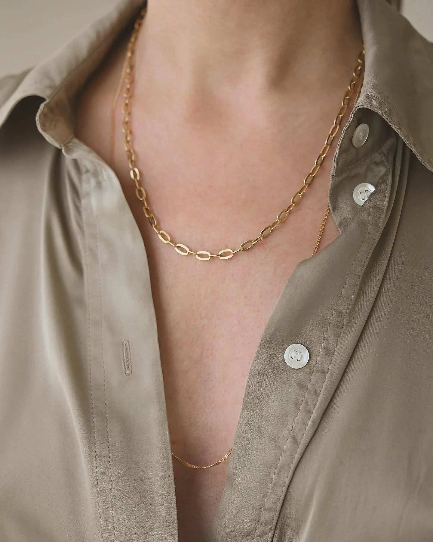 Glimmering Radiant Italian Vintage Chain 18K Gold