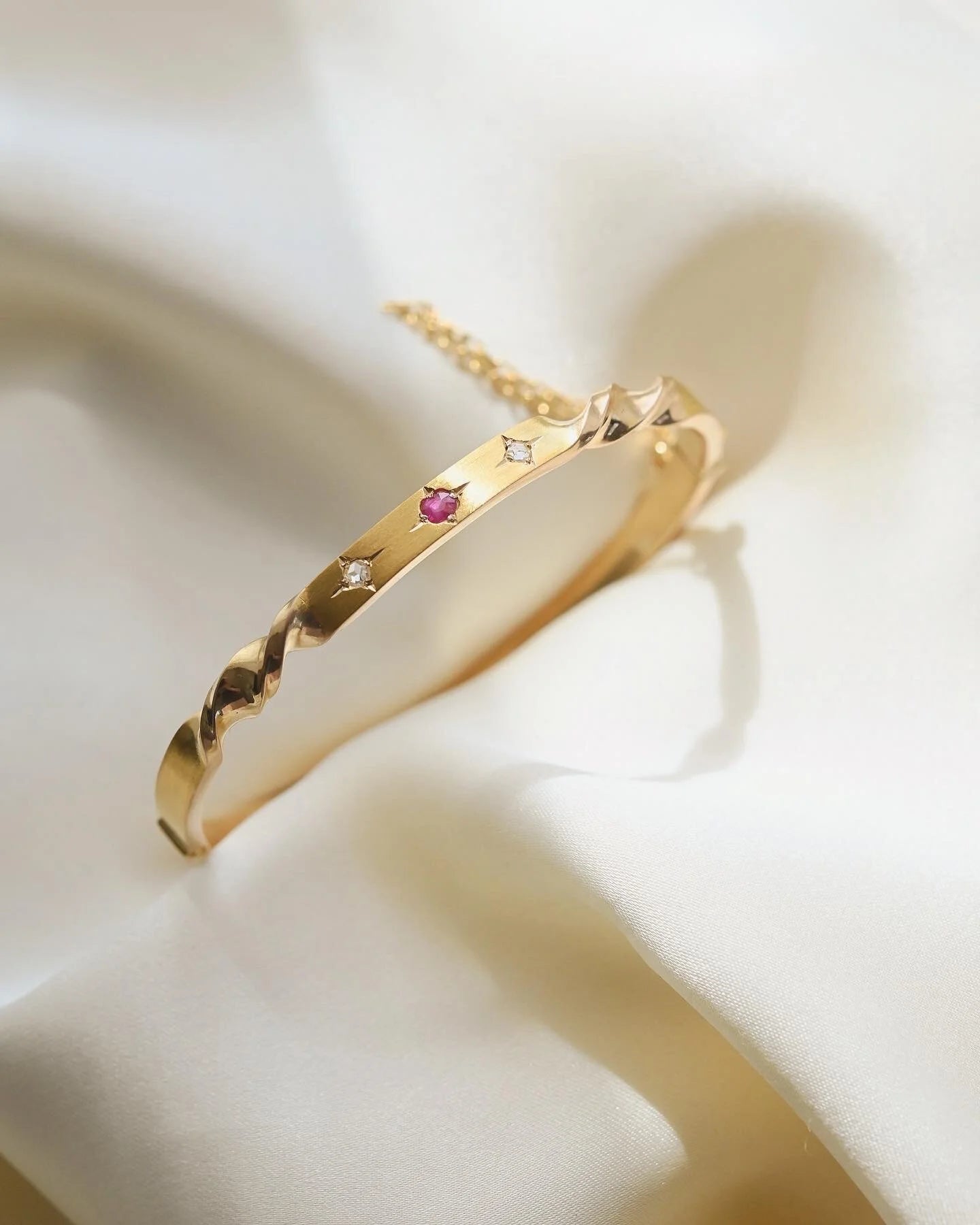 Antique Danish Bangle Diamonds x Ruby 18K Gold 1920s